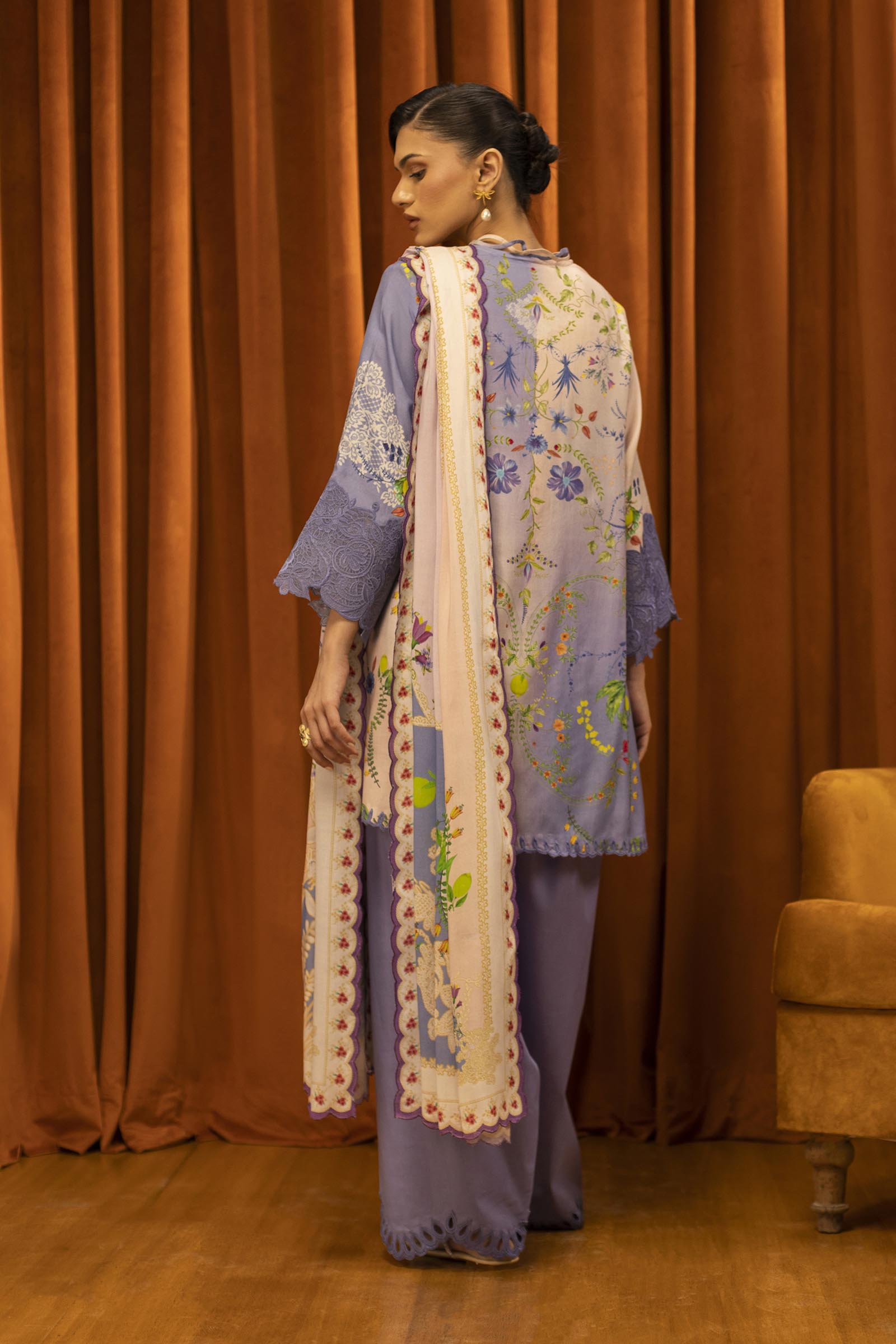 M253-017B-3CY | Sana Safinaz Muzlin Winter Collection 2025