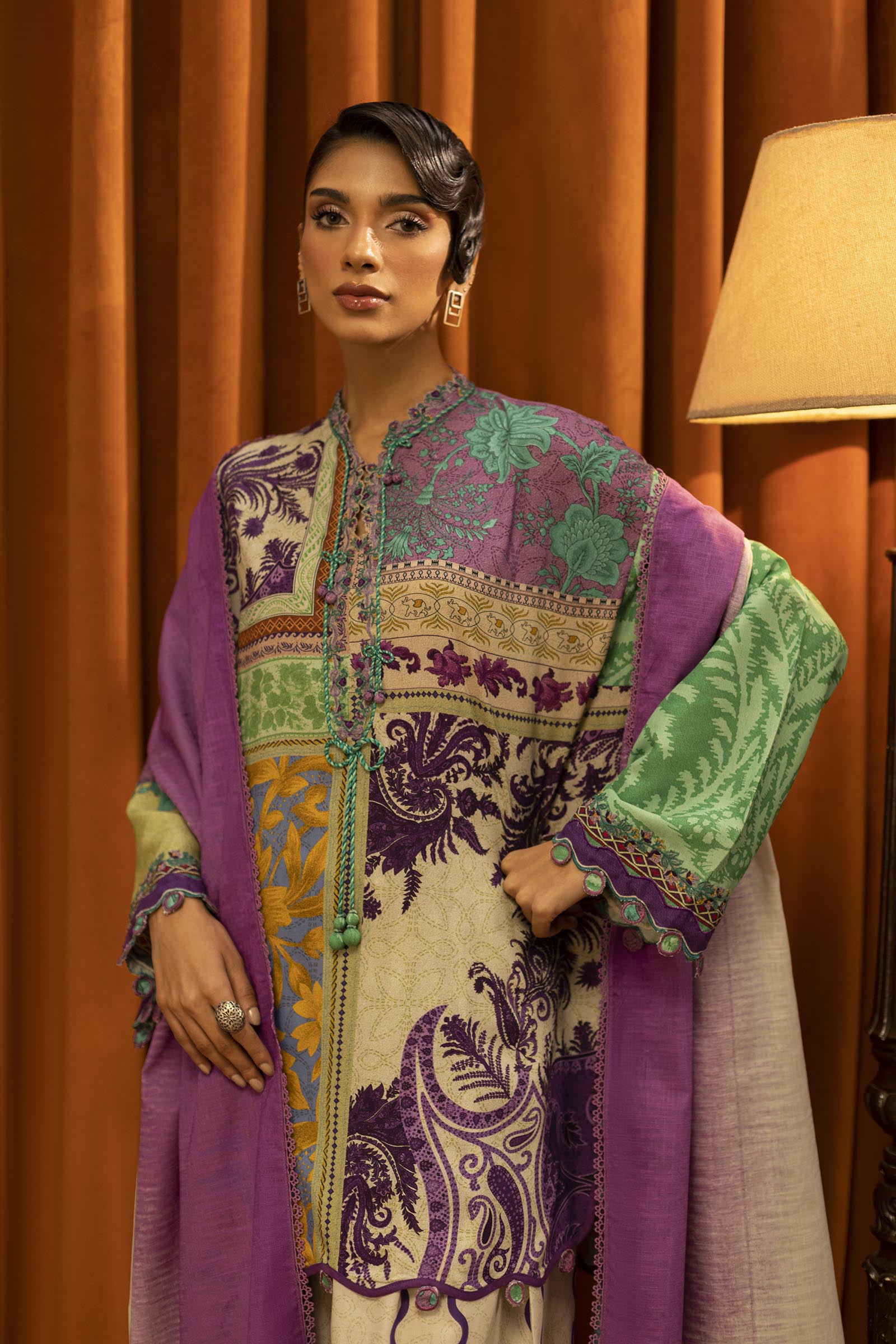 M253-018B-3CQ | Sana Safinaz Muzlin Winter Collection 2025