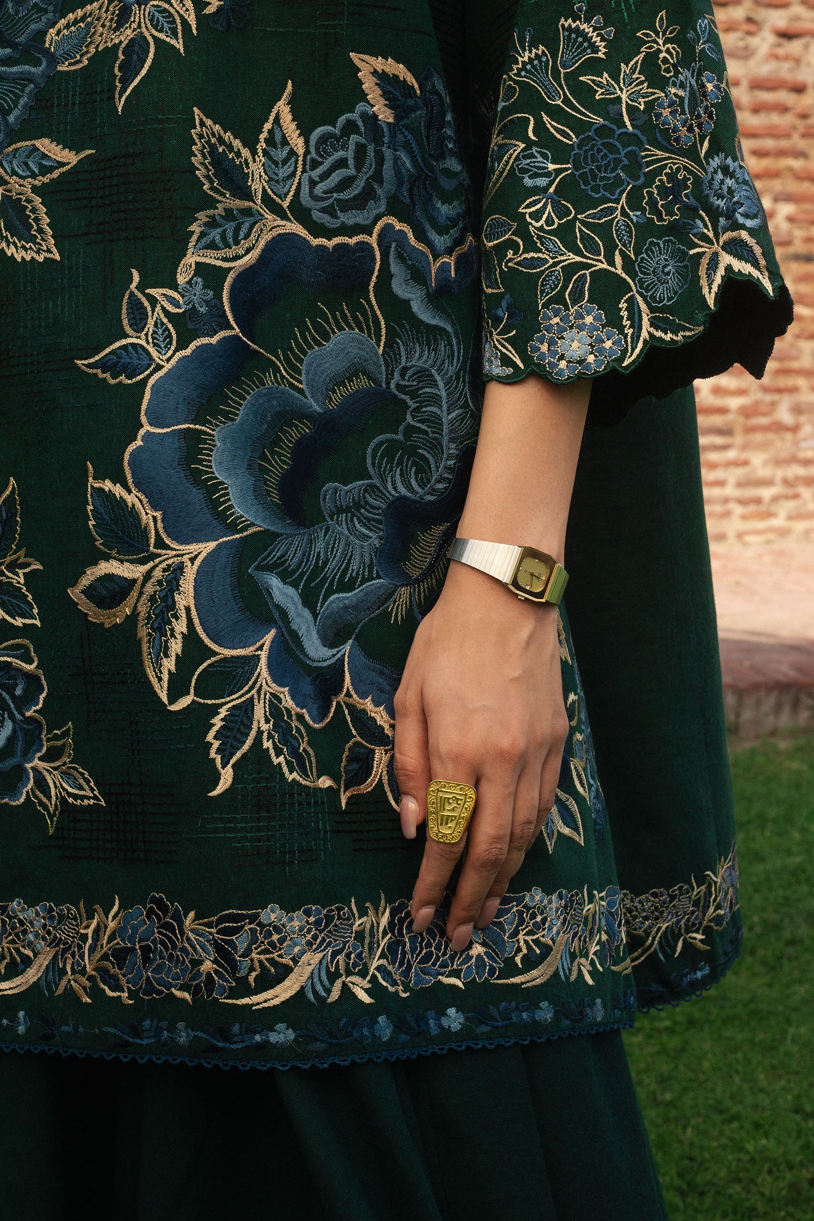 MINA-D7 | Zara Shahjahan | Winter Collection 2024