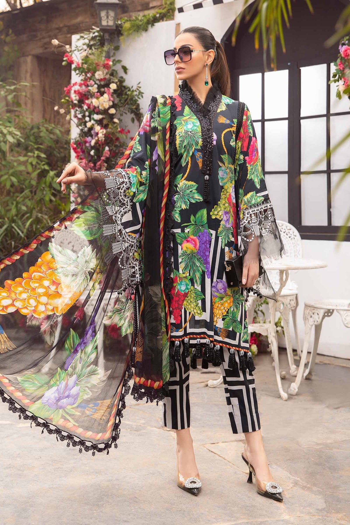 MPT-2108-B | Maria B | Mprints Spring Summer Lawn 2024