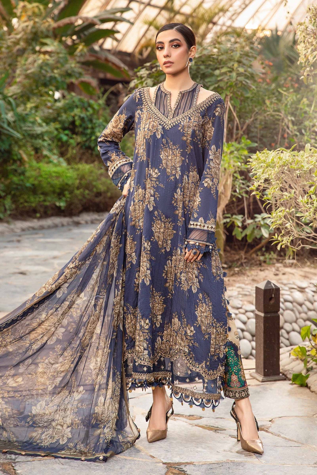 MPT-2110-B | Maria B | Mprints Spring Summer Lawn 2024MPT-2110-B | Maria B | Mprints Spring Summer Lawn 2024