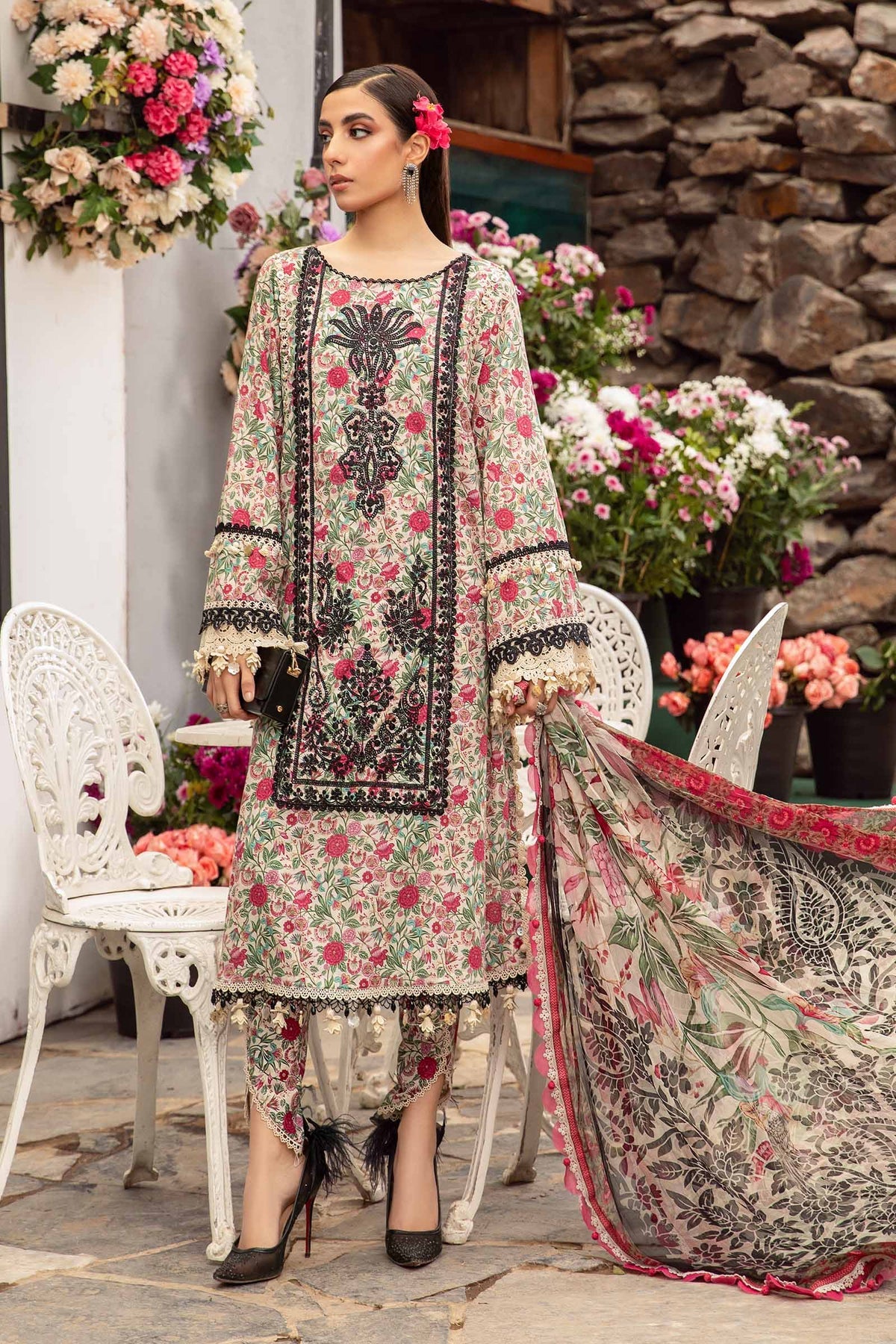 MPT-2113-A | Maria B | Mprints Spring Summer Lawn 2024