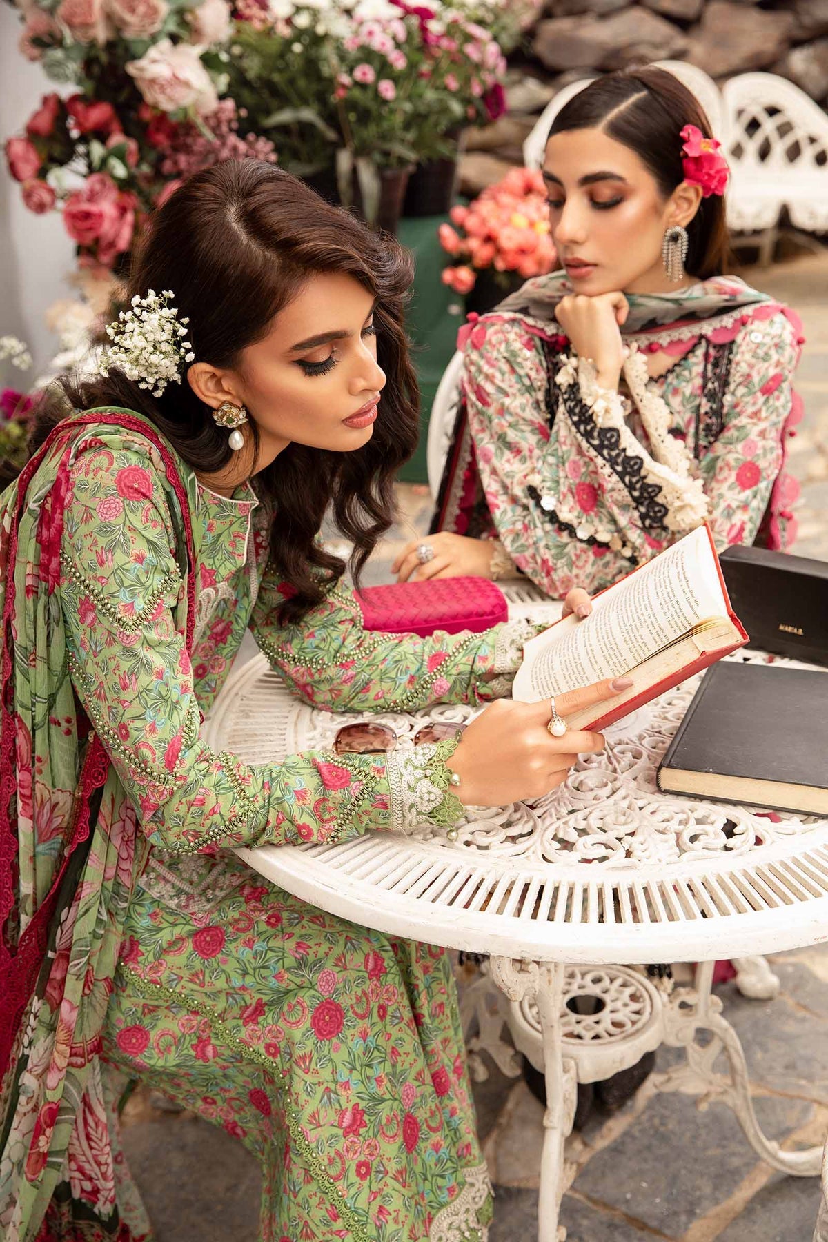 MPT-2113-B | Maria B | Mprints Spring Summer Lawn 2024