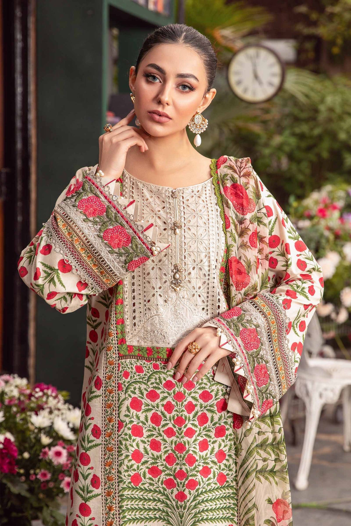 MPT-2114-A | Maria B | Mprints Spring Summer Lawn 2024