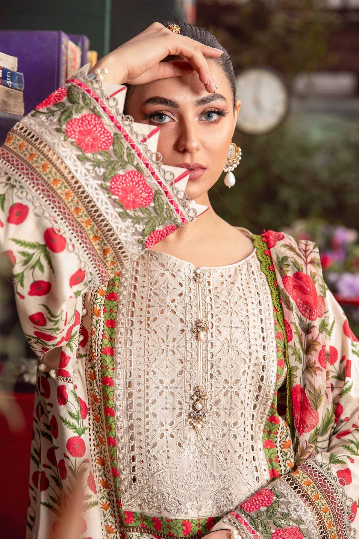 MPT-2114-A | Maria B | Mprints Spring Summer Lawn 2024