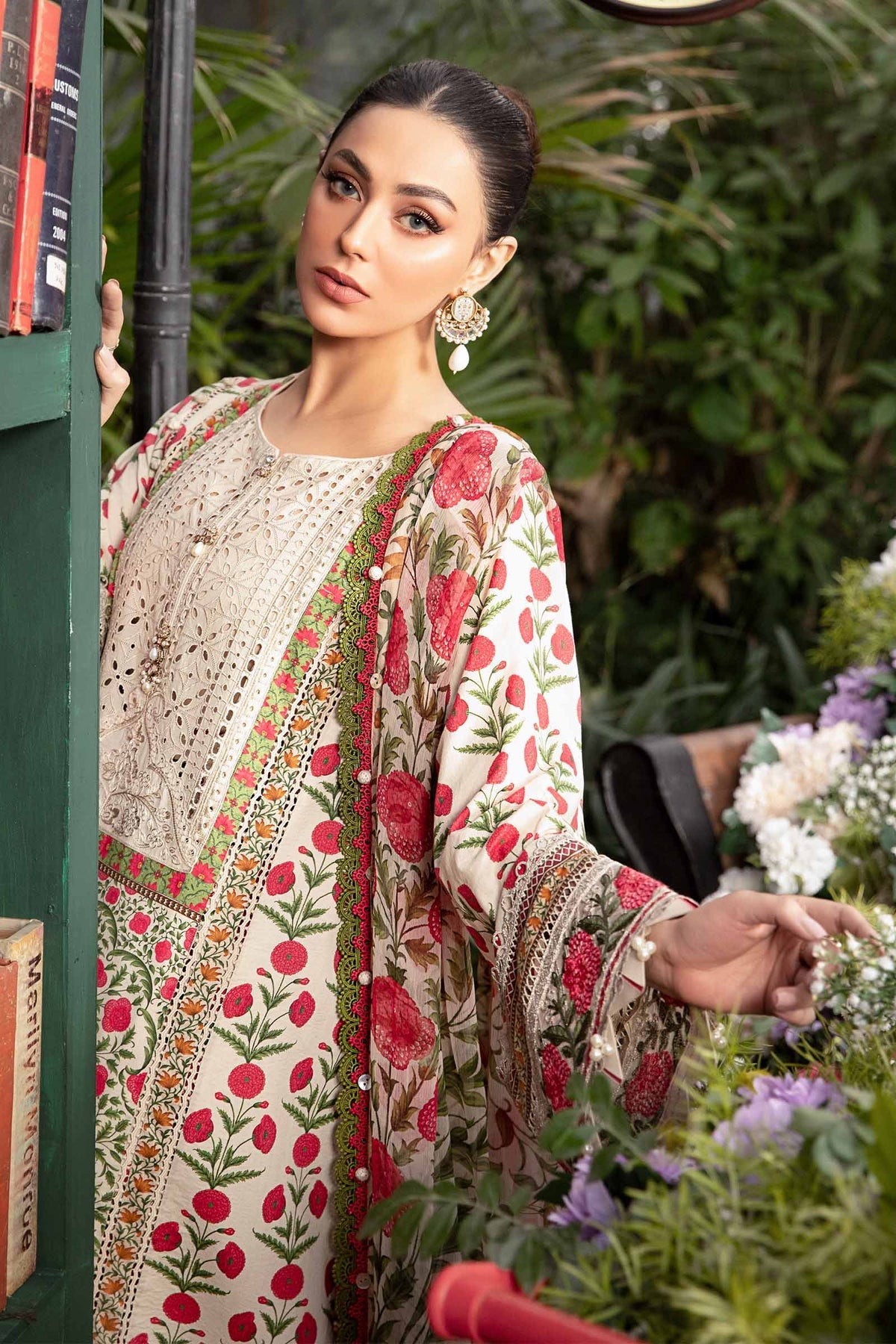 MPT-2114-A | Maria B | Mprints Spring Summer Lawn 2024