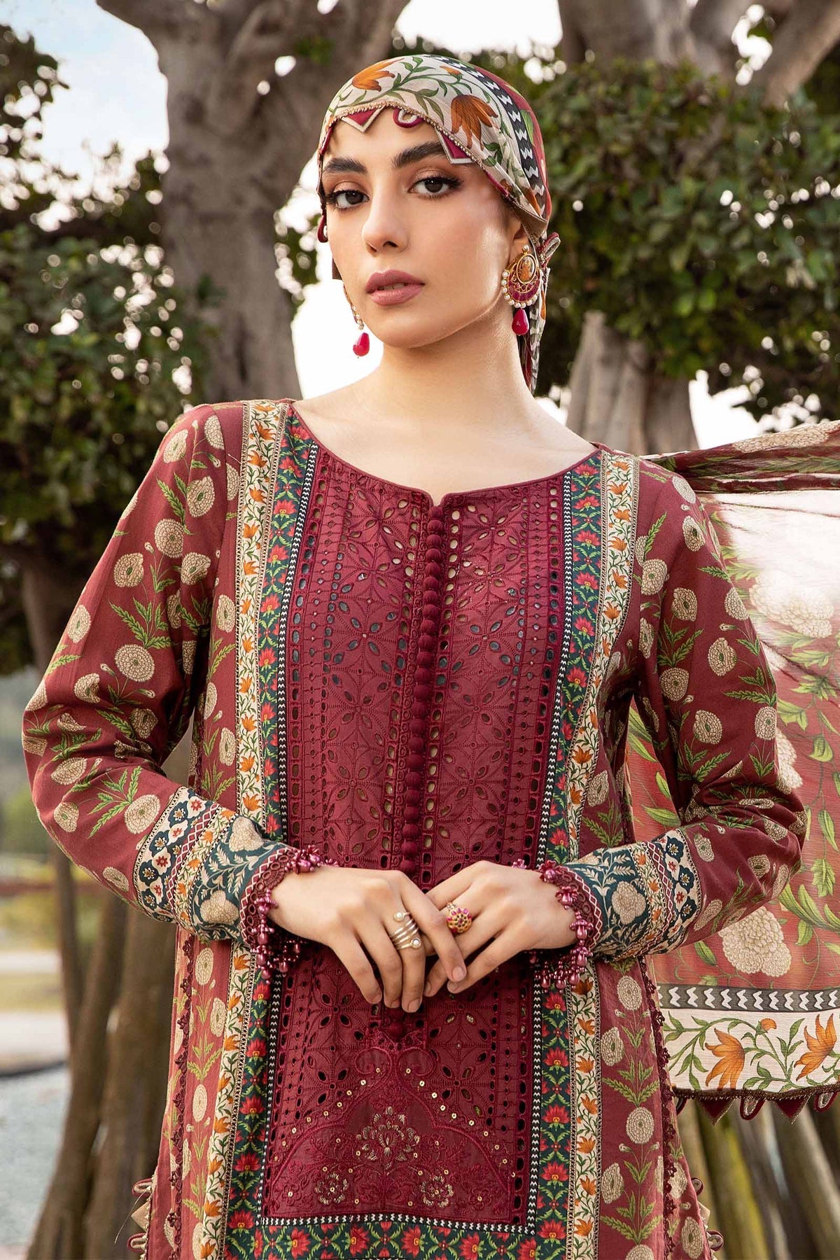 MPT-2114-B | Maria B | Mprints Spring Summer Lawn 2024