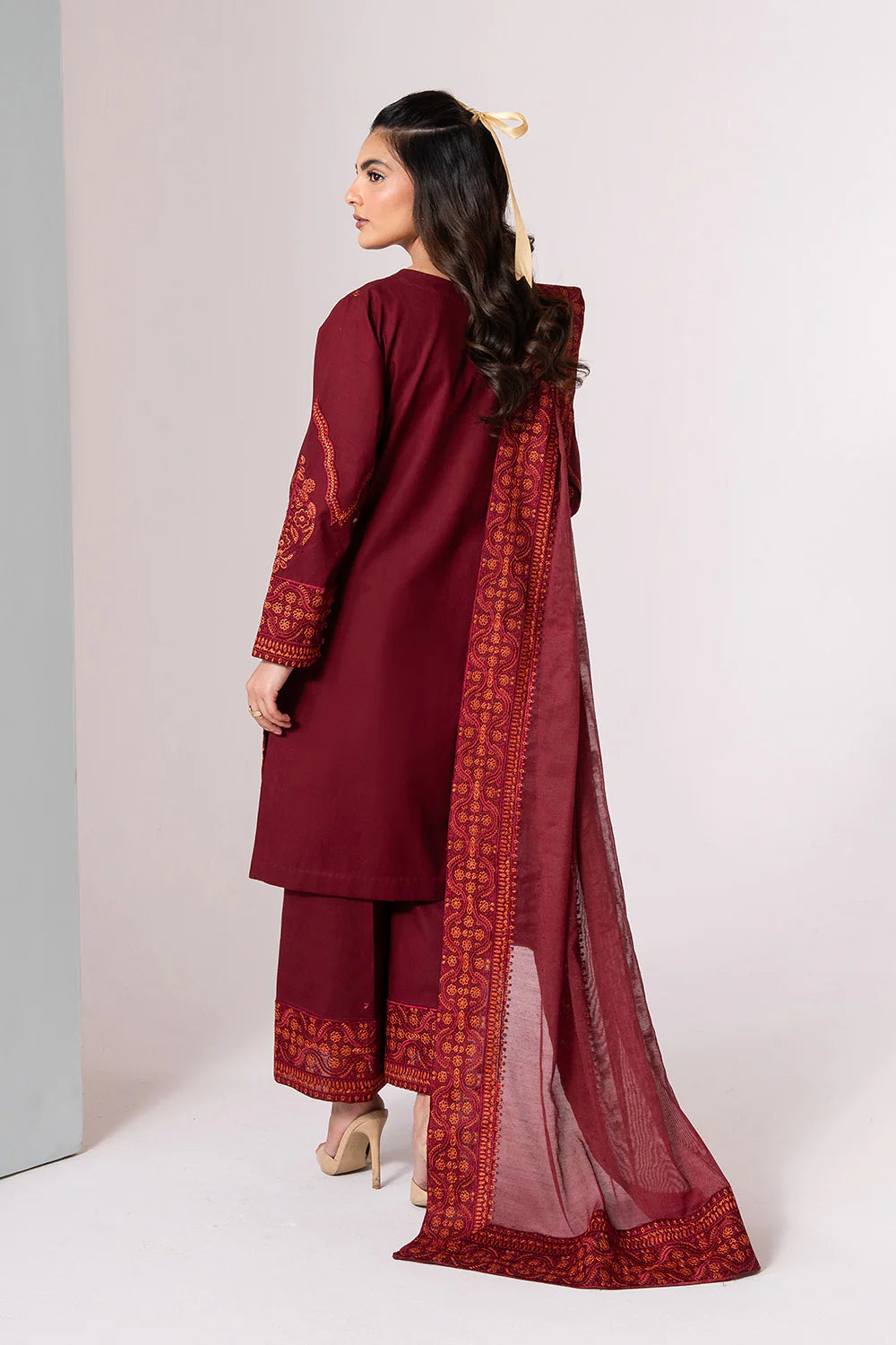 LIARA - MS50137 | Maryam And Maria | Luxury Lawn 2025