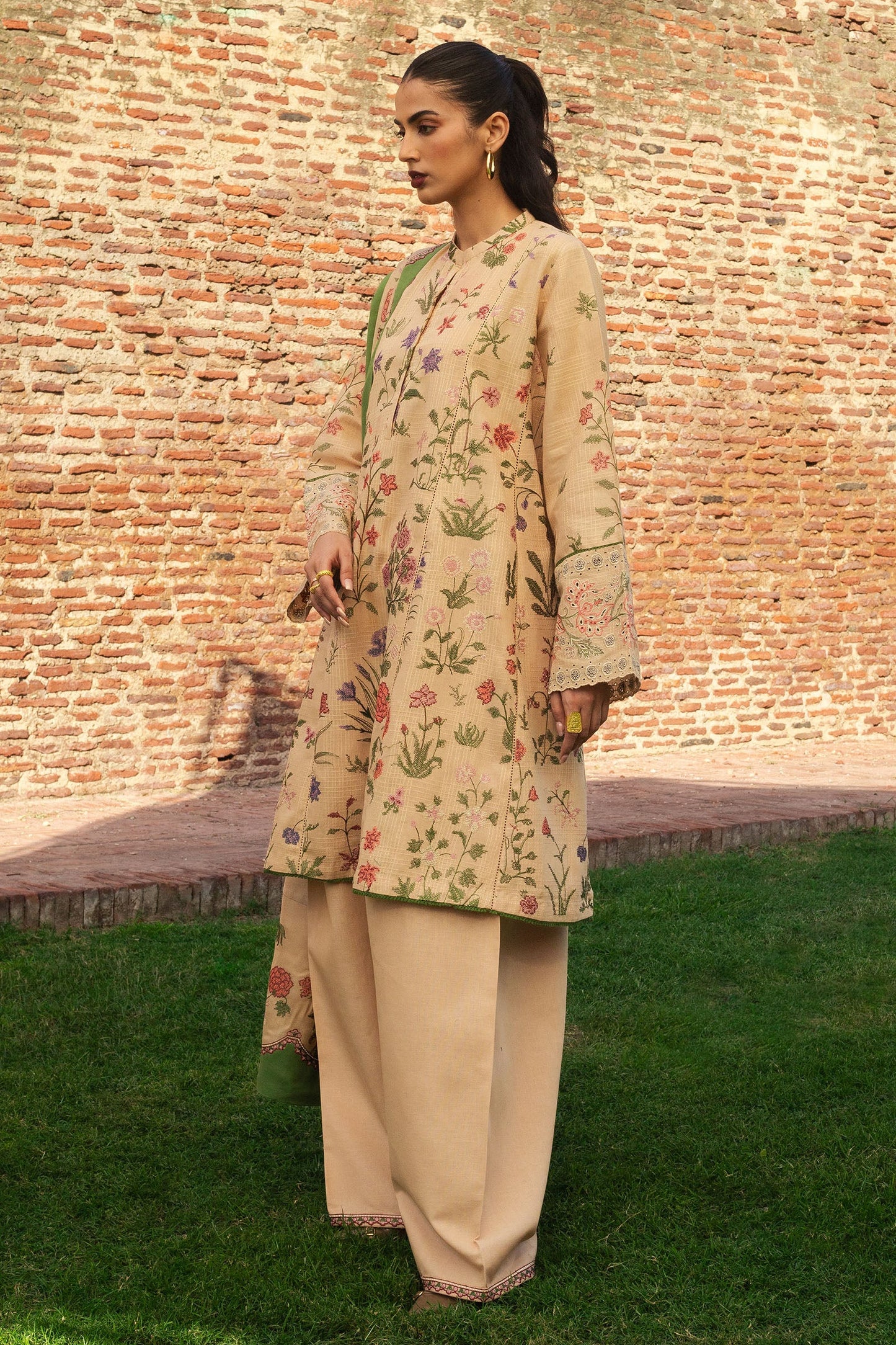 NEGAH-D3 | Zara Shahjahan | Winter Collection 2024