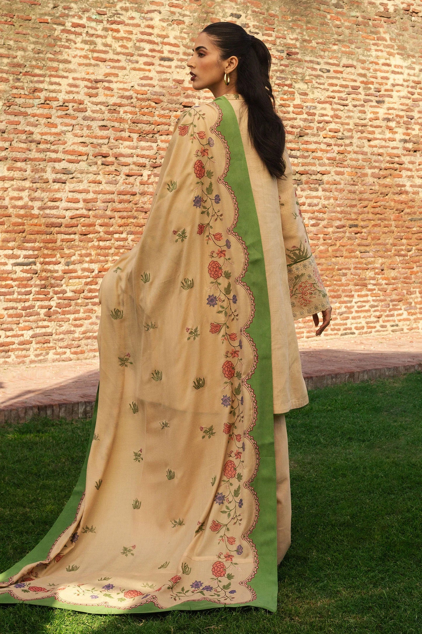 NEGAH-D3 | Zara Shahjahan | Winter Collection 2024