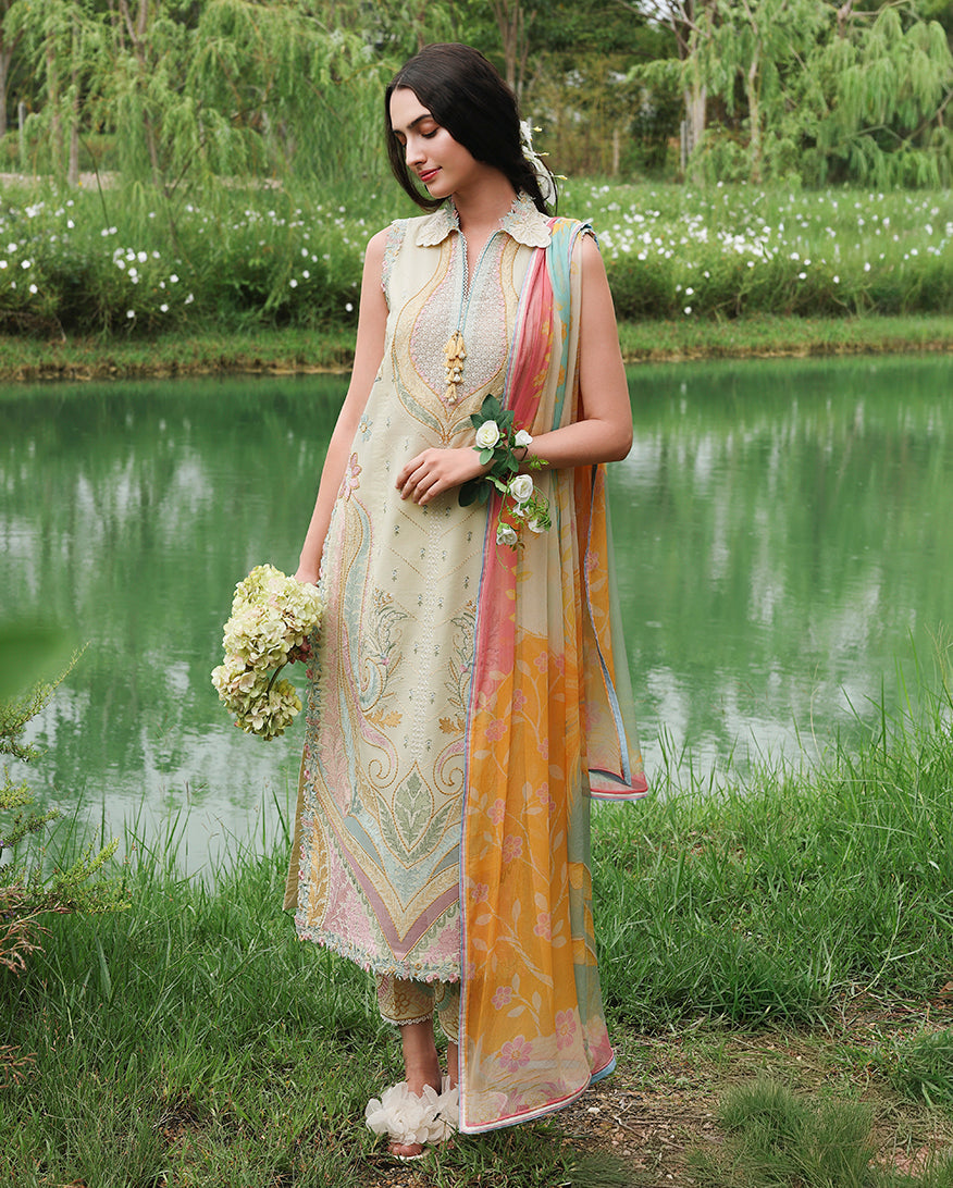 Nocturne Flora | Mushq | Hemline The Secret Garden Lawn 2026