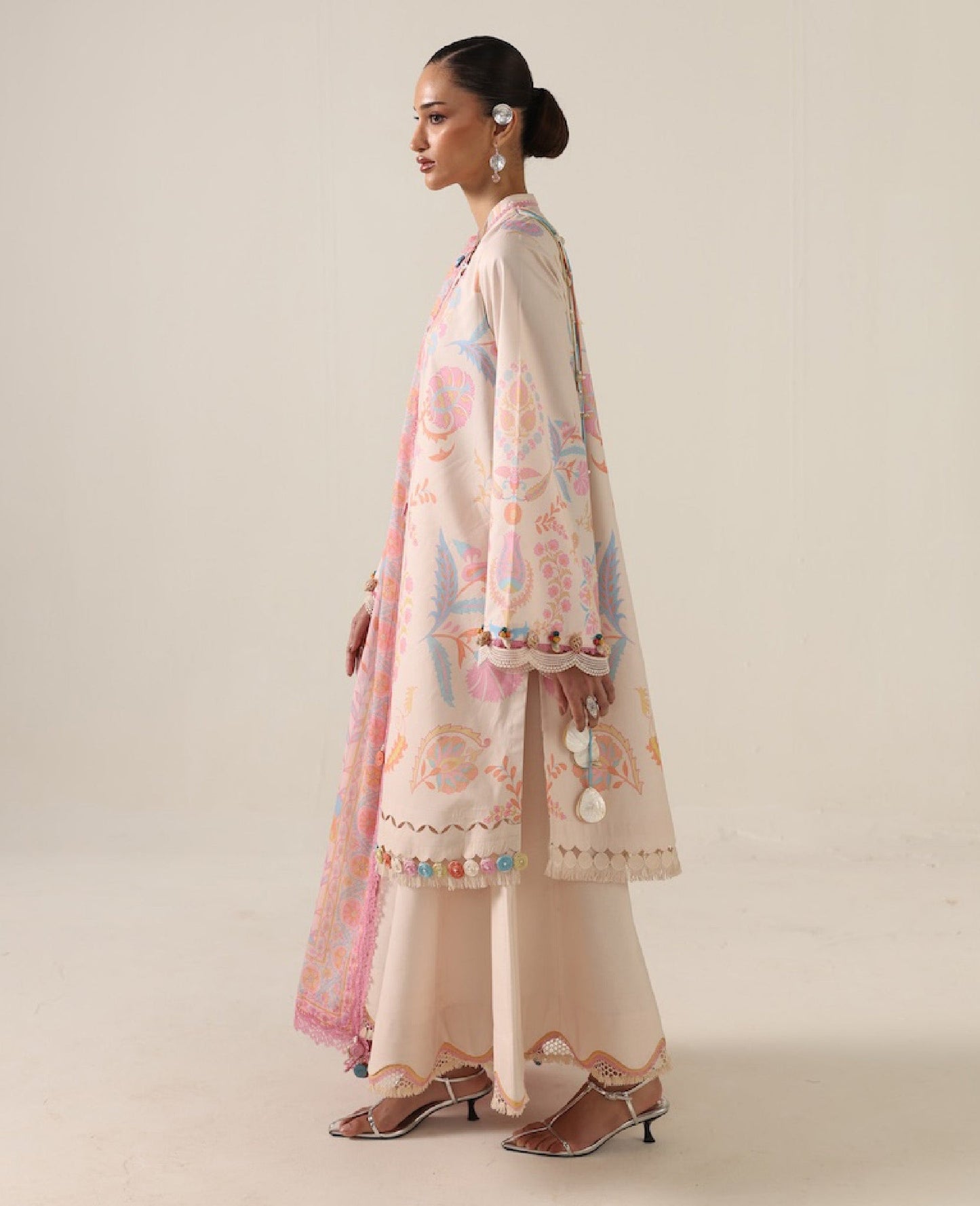Liana | Republic Womenswear | Neoma Summer Prints Collection 2026