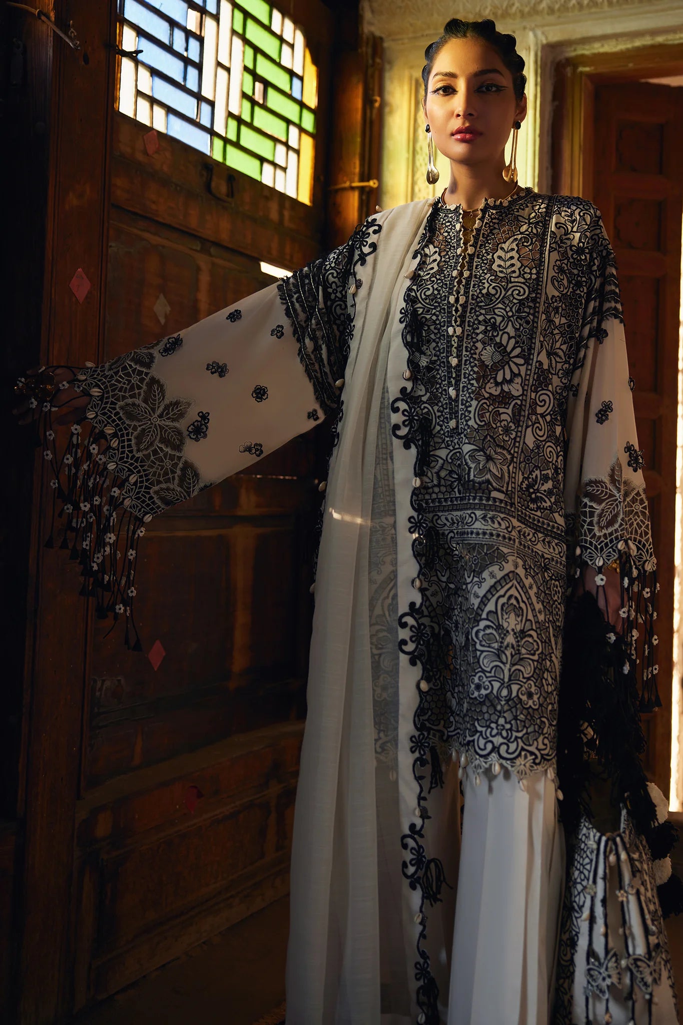 ISLA (EL25-02 B) | Elan | Summer Lawn 2025