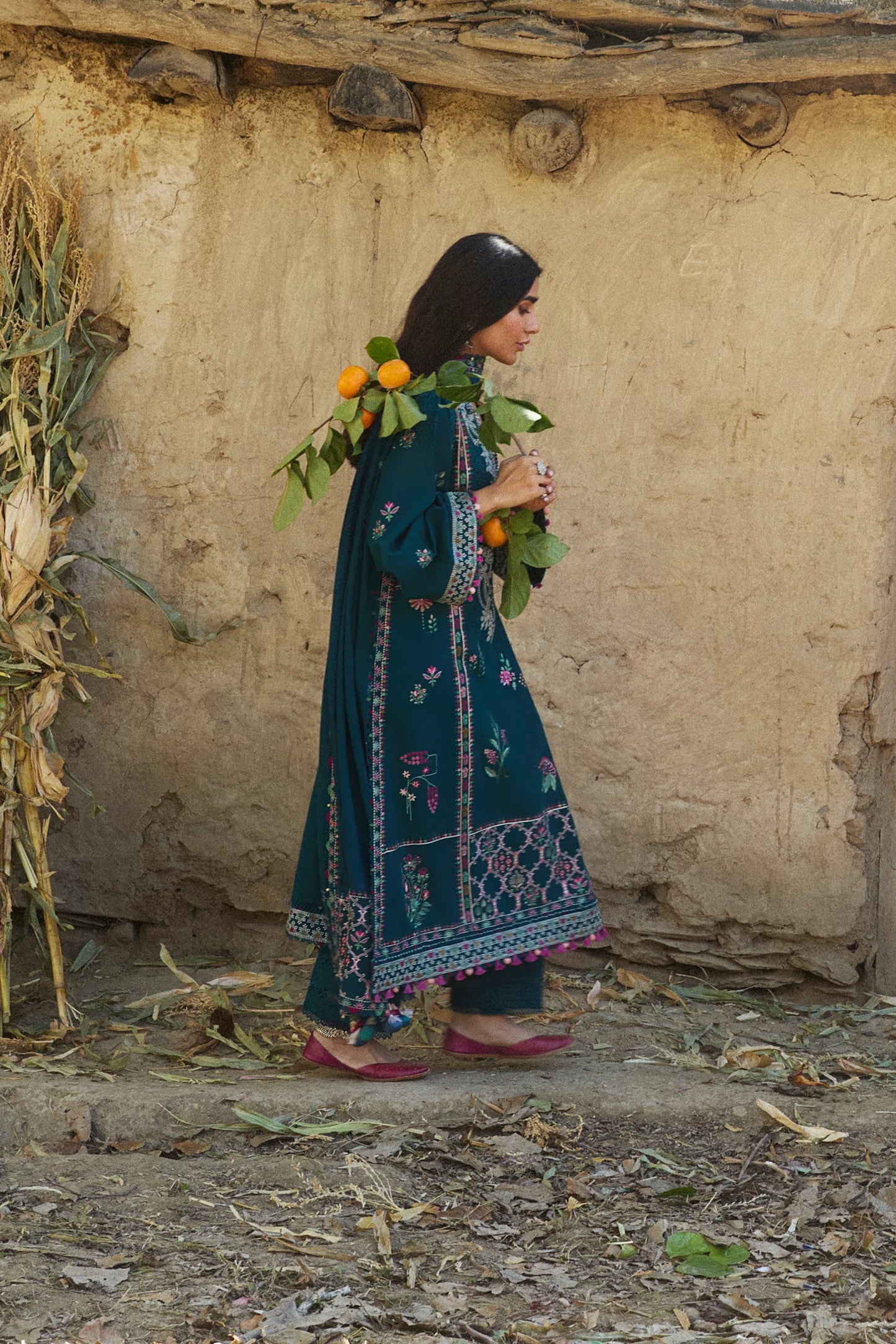ZUMAR (ZW24-05) | Zaha | Winter Collection 2024