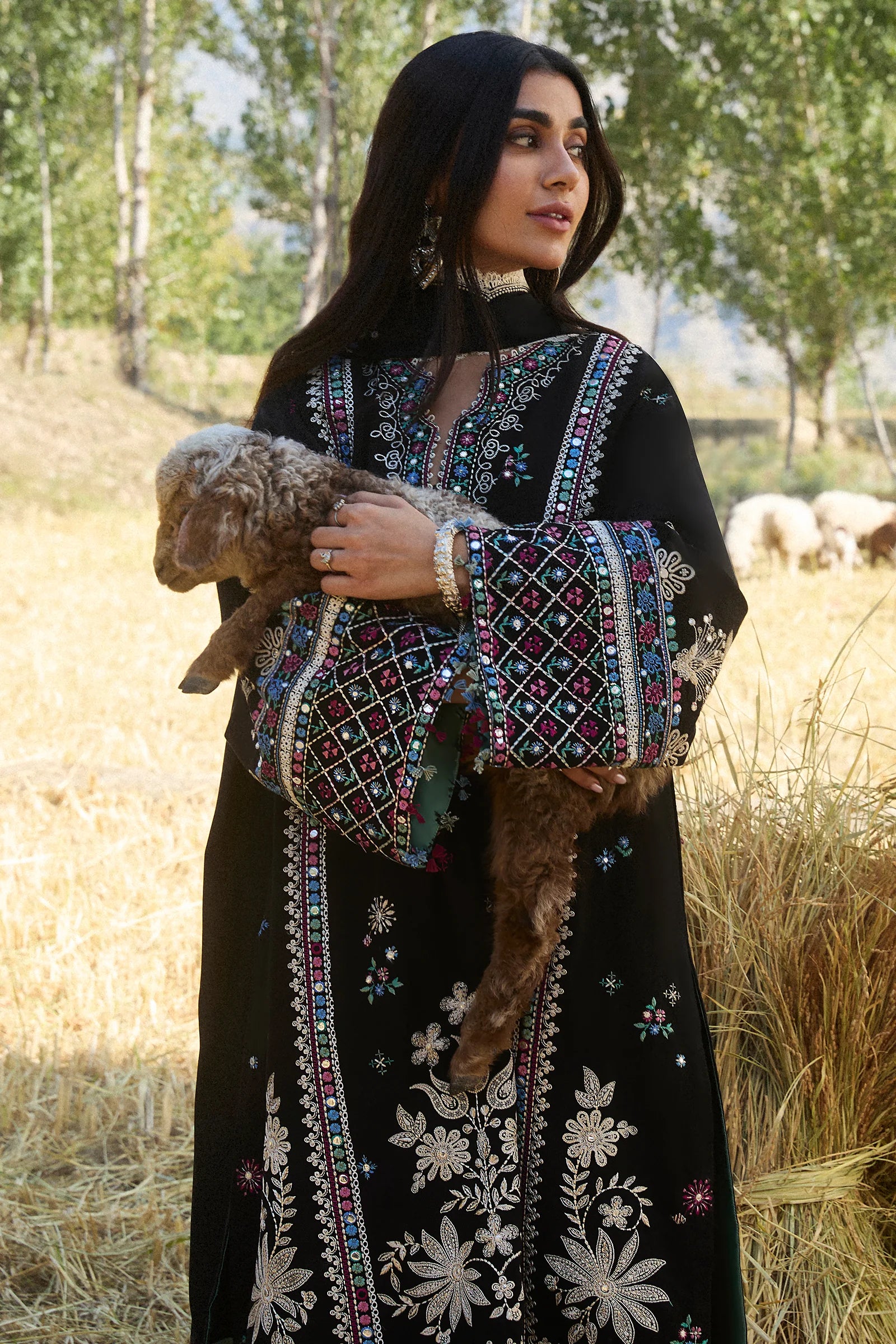 HAZAN (ZW24-06) | Zaha | Winter Collection 2024