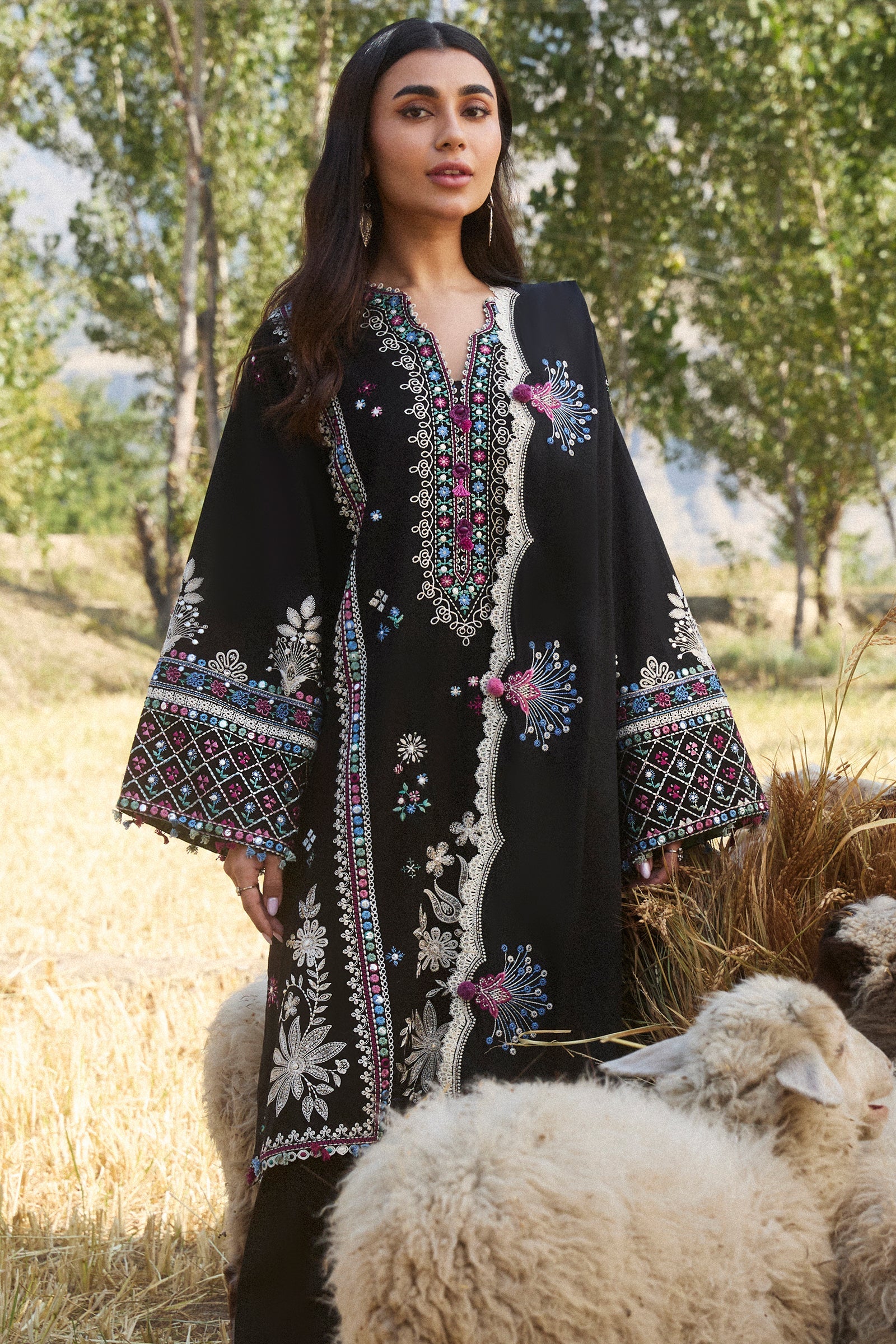 HAZAN (ZW24-06) | Zaha | Winter Collection 2024