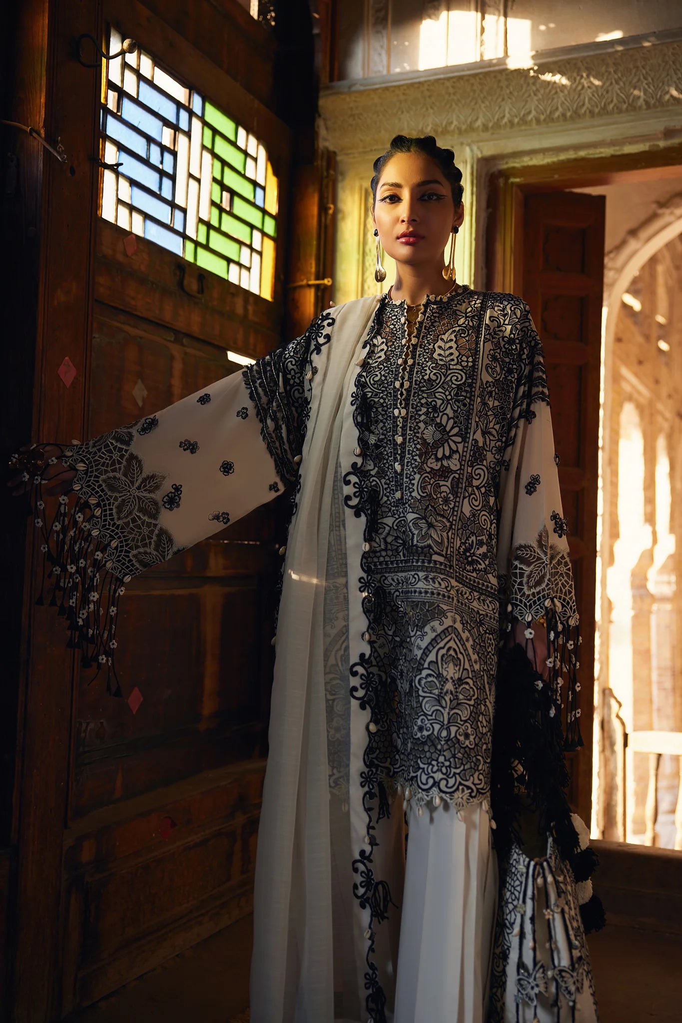 ISLA (EL25-02 B) | Elan | Summer Lawn 2025