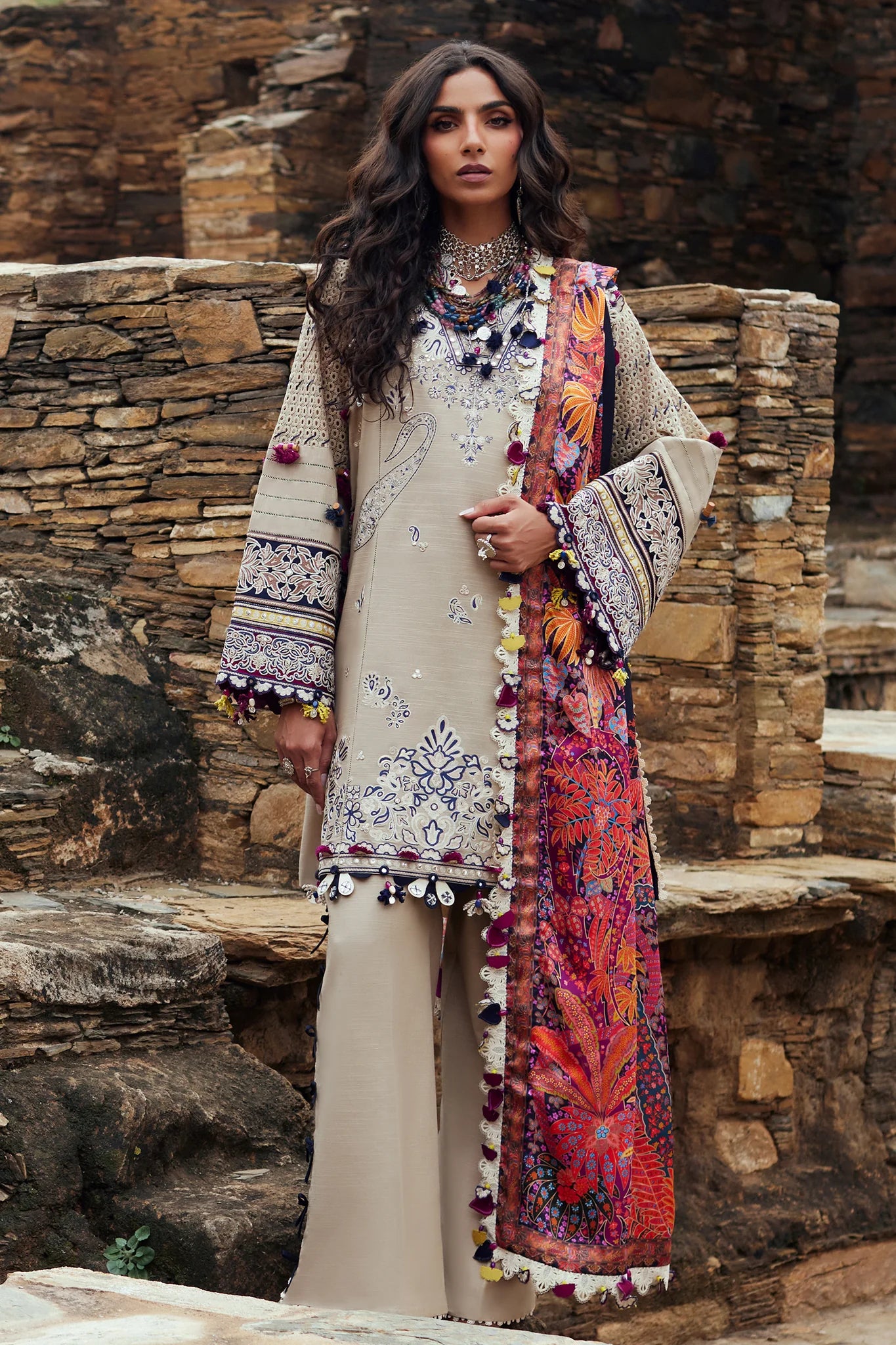 ARSIA (EW24-02) | Elan | Winter Collection 2024