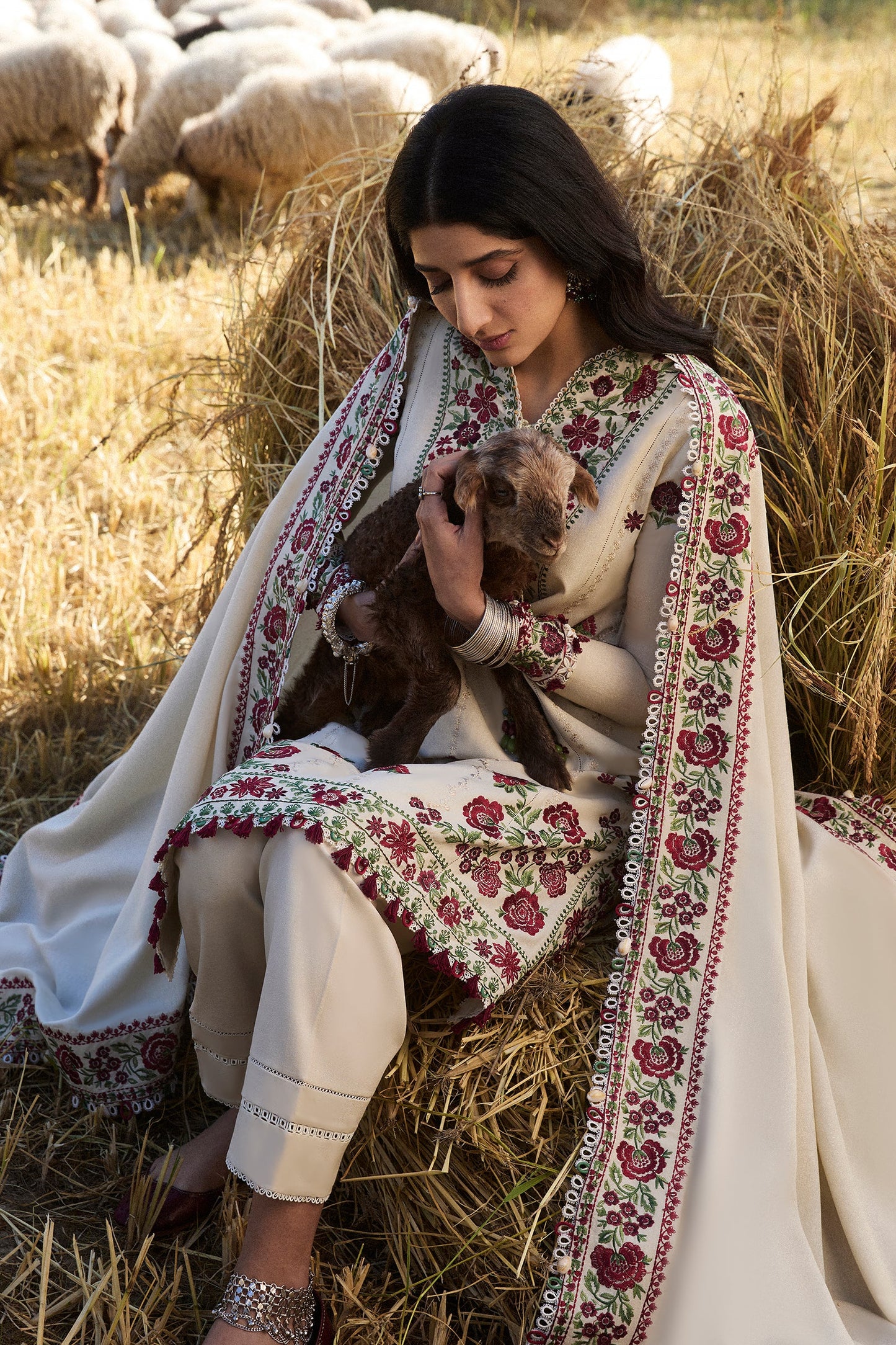 AABROO (ZW24-07) | Zaha | Winter Collection 2024