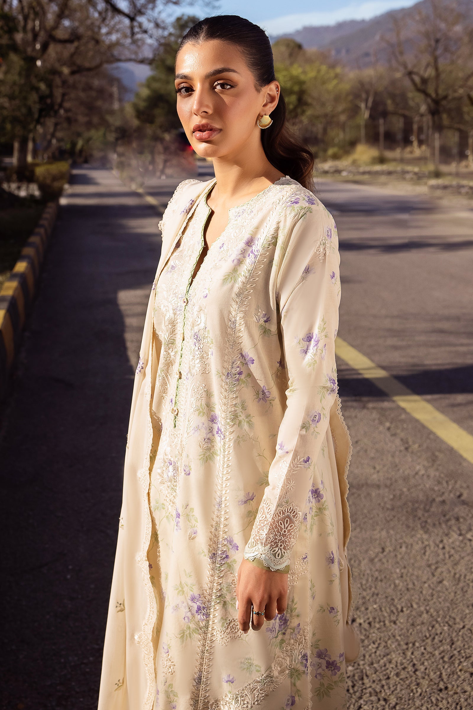 ASEMA (ZL24-04 B) | Zaha | Luxury Lawn 2024
