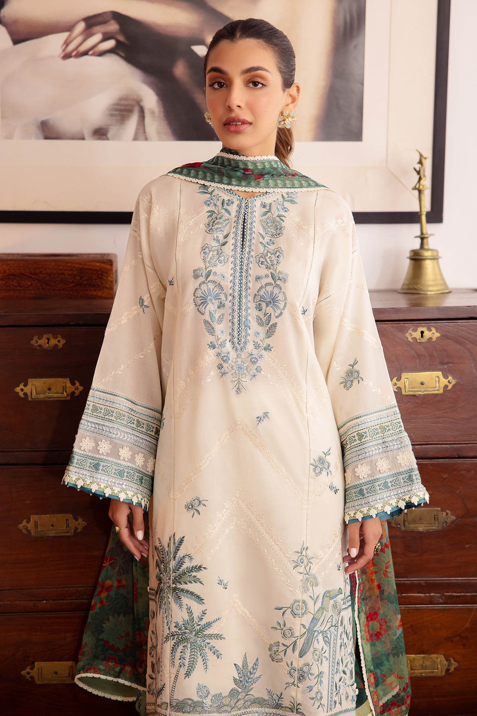 EIRA (ZL24-05 A) | Zaha | Luxury Lawn 2024