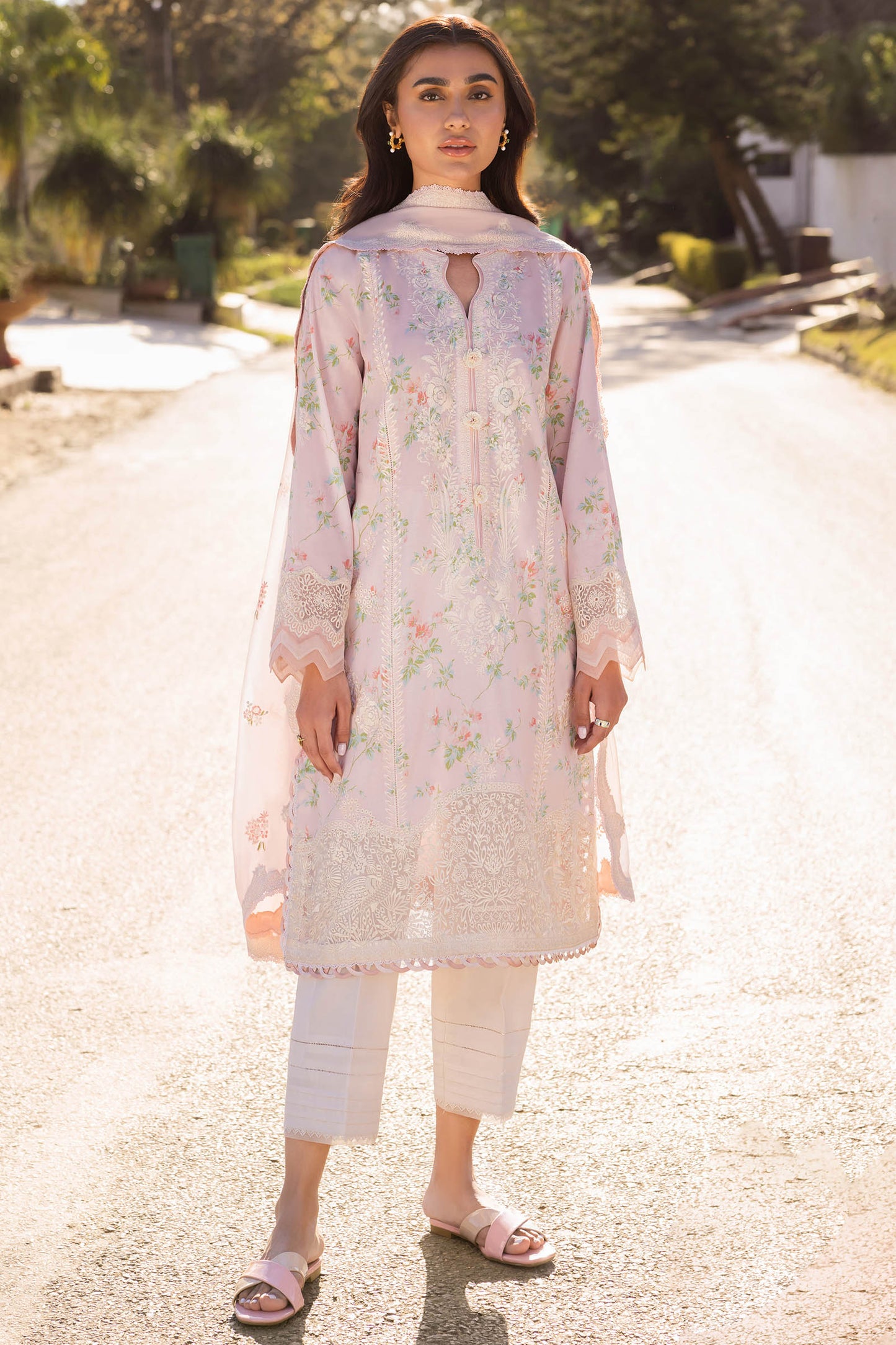 ASEMA (ZL24-04 A) | Zaha | Luxury Lawn 2024