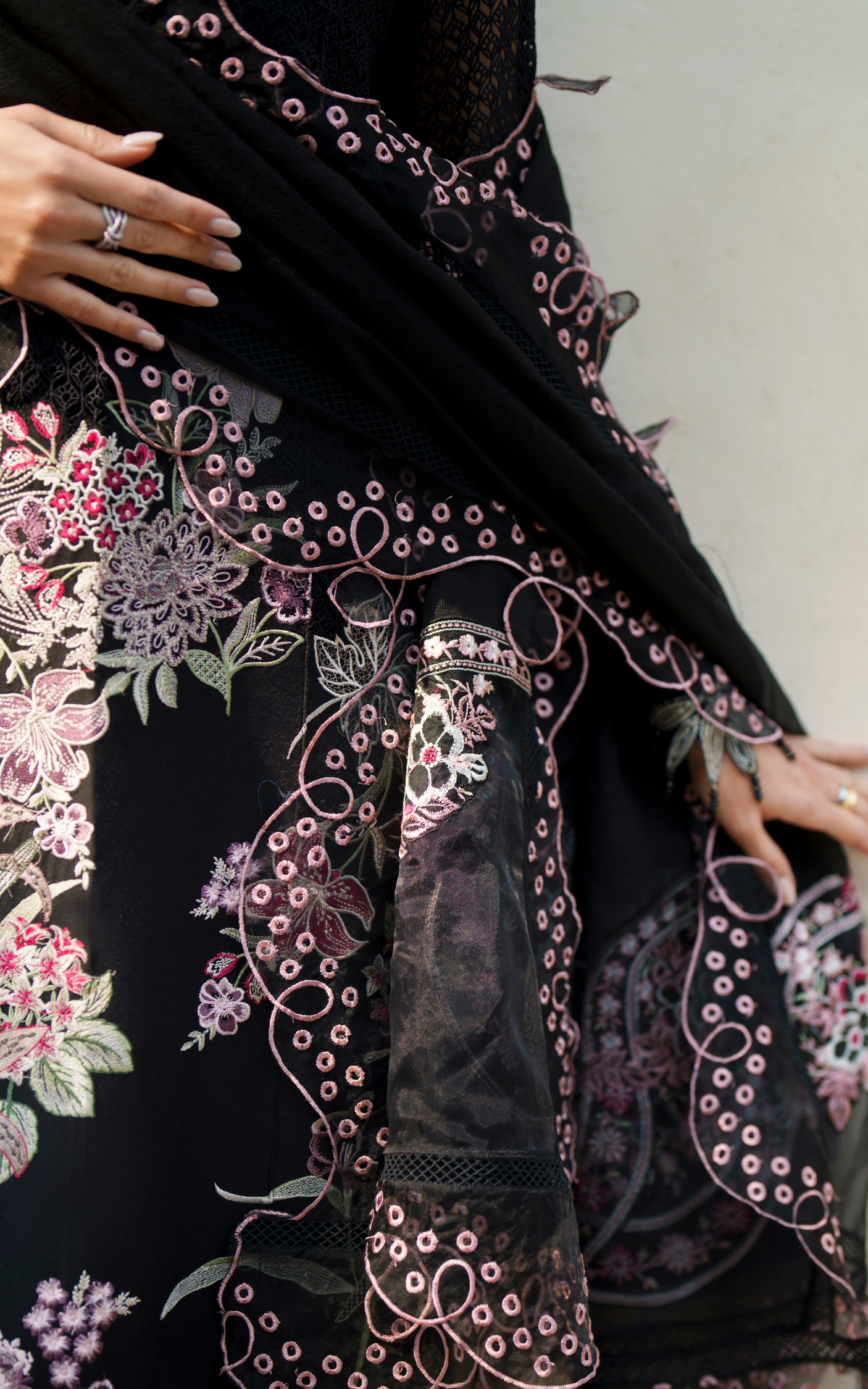 Noir Lily VUL26-01  | Asifa and Nabeela | Versa Luxury Lawn Collection 2026