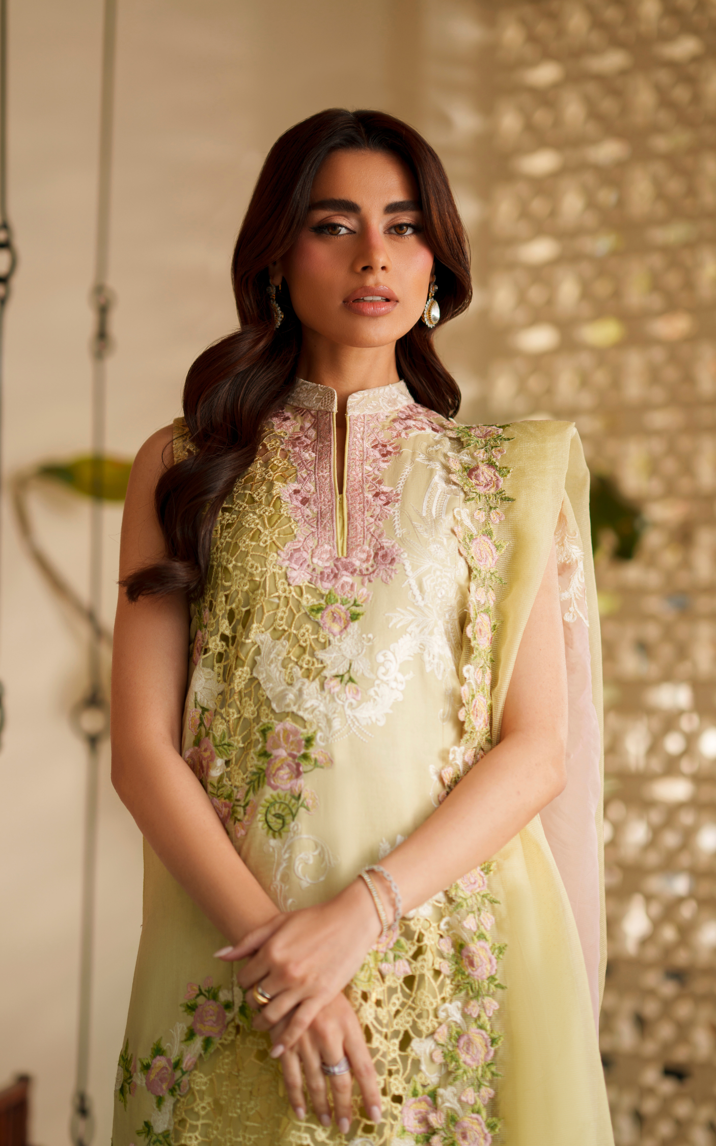 Heirloom VUL26-03 | Asifa and Nabeela | Versa Luxury Lawn Collection 2026