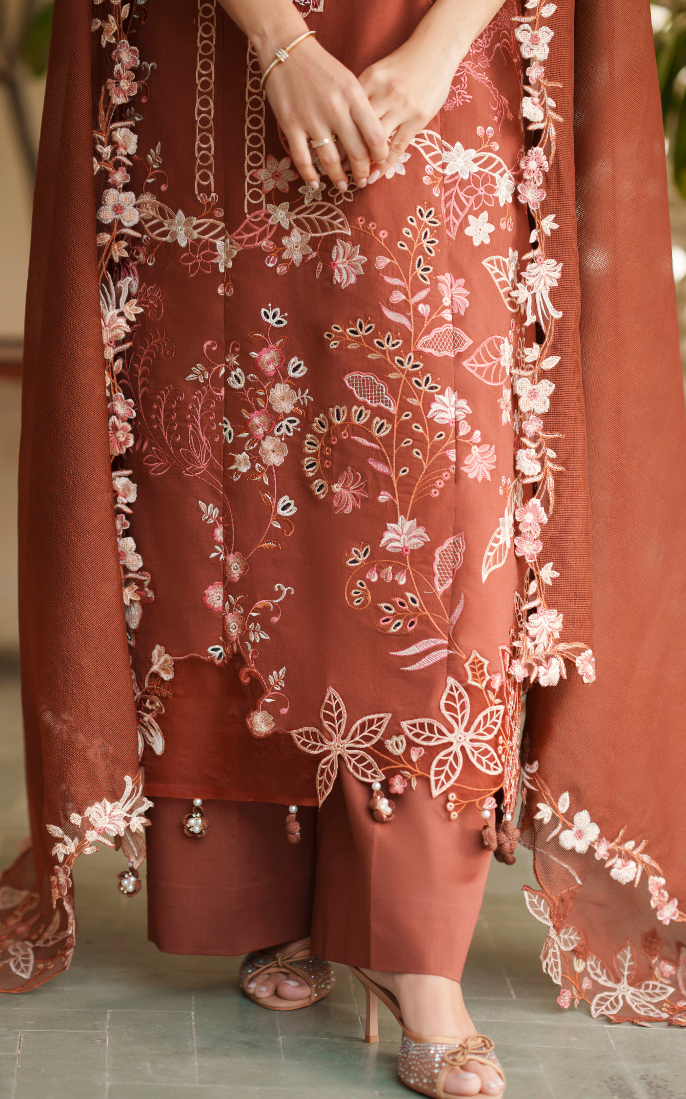 Legacy Bloom VUL26-04 | Asifa and Nabeela | Versa Luxury Lawn Collection 2026