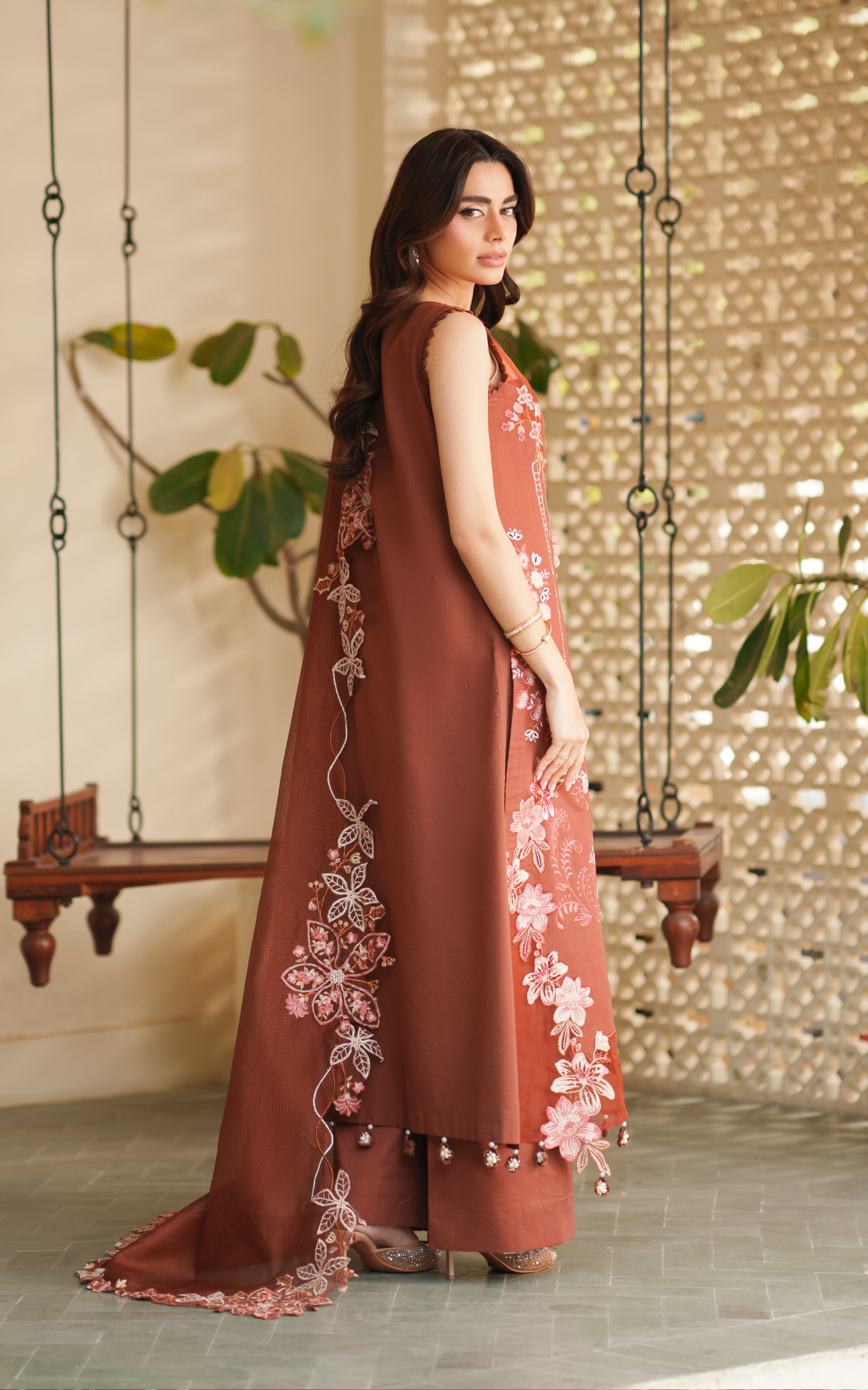 Legacy Bloom VUL26-04 | Asifa and Nabeela | Versa Luxury Lawn Collection 2026