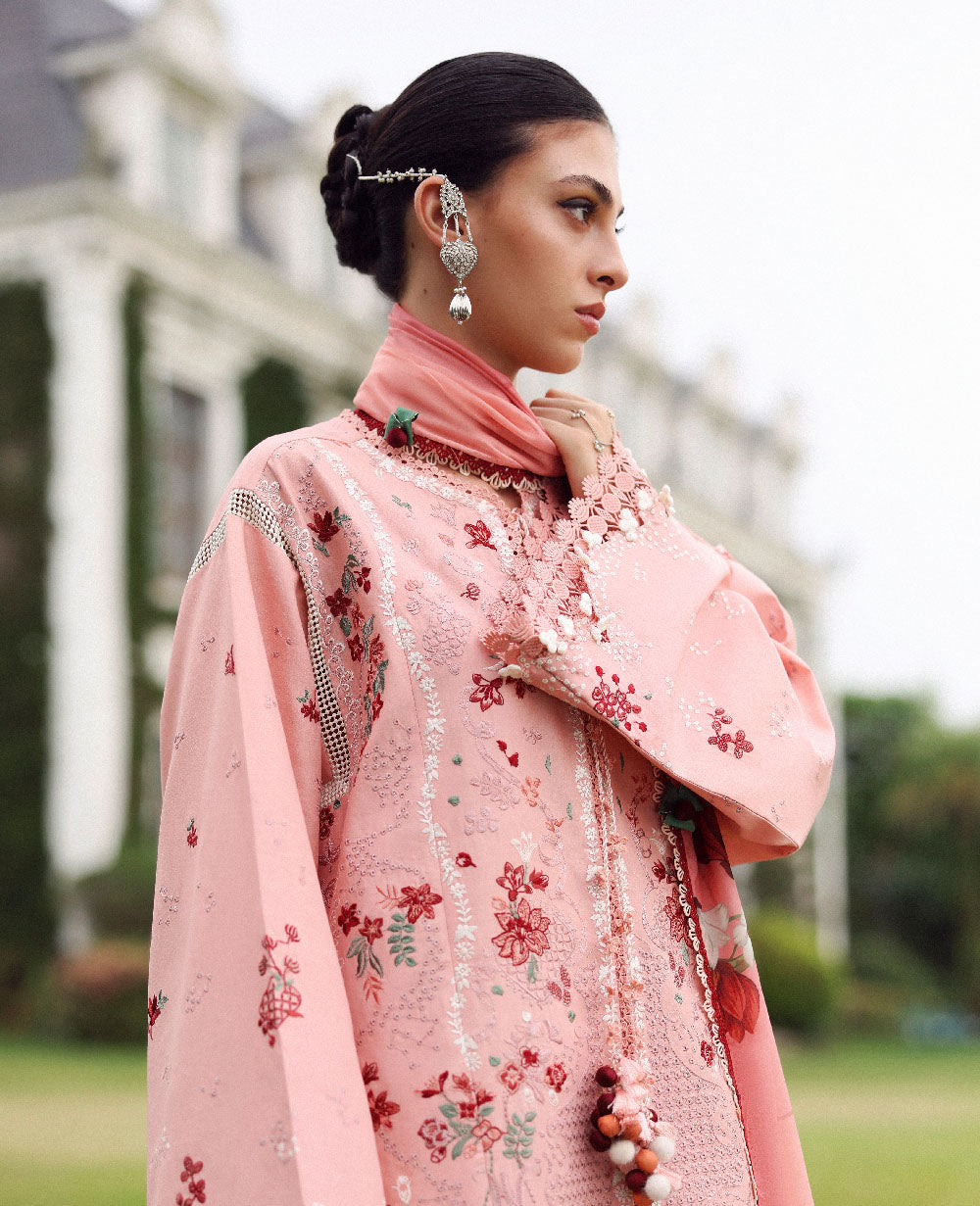 Vayra | Republic Womenswear | Lilas Summer Lawn Collection 2026