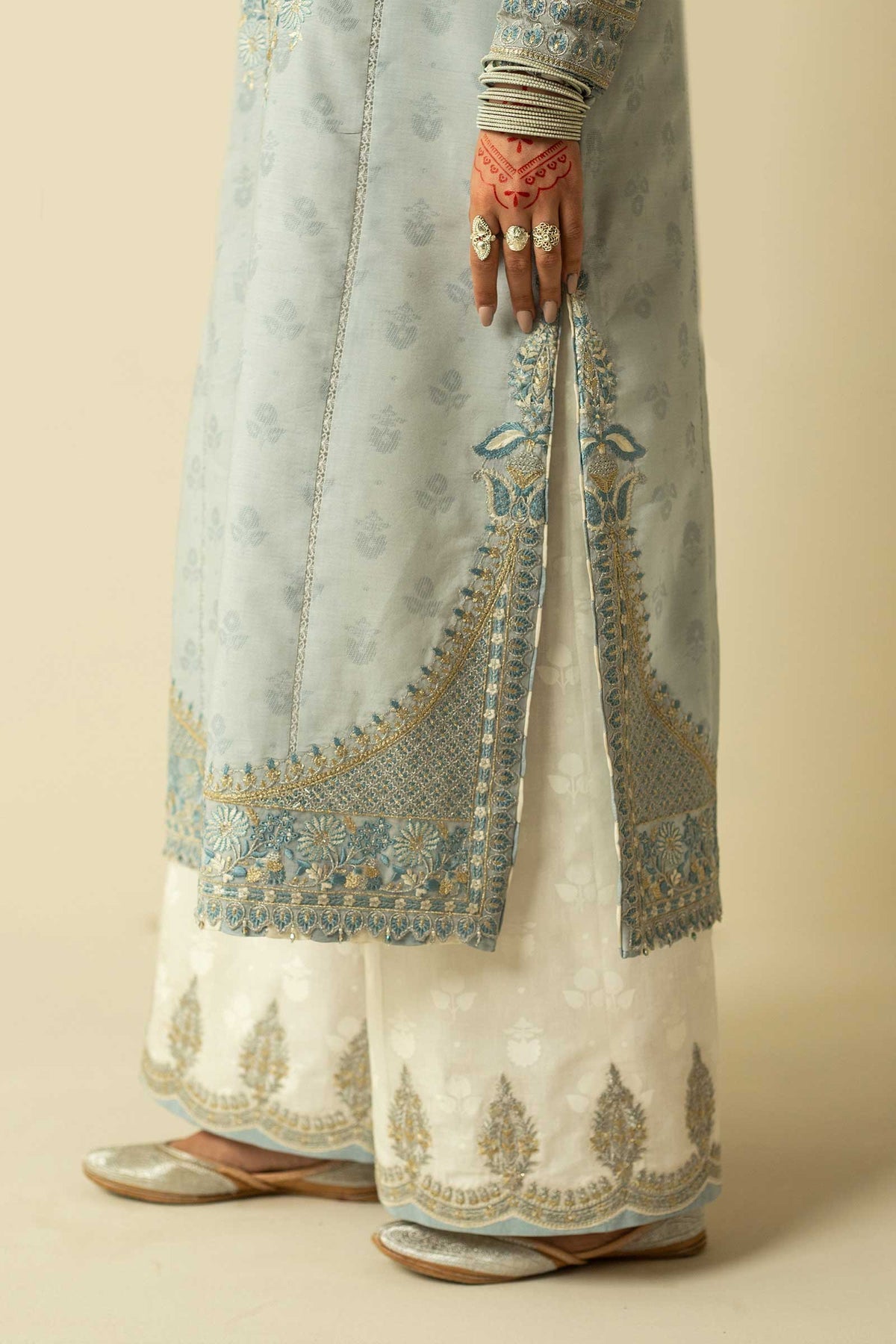 D-1 |  Zara Shahjahan | Luxury Lawn Volume 2 2023