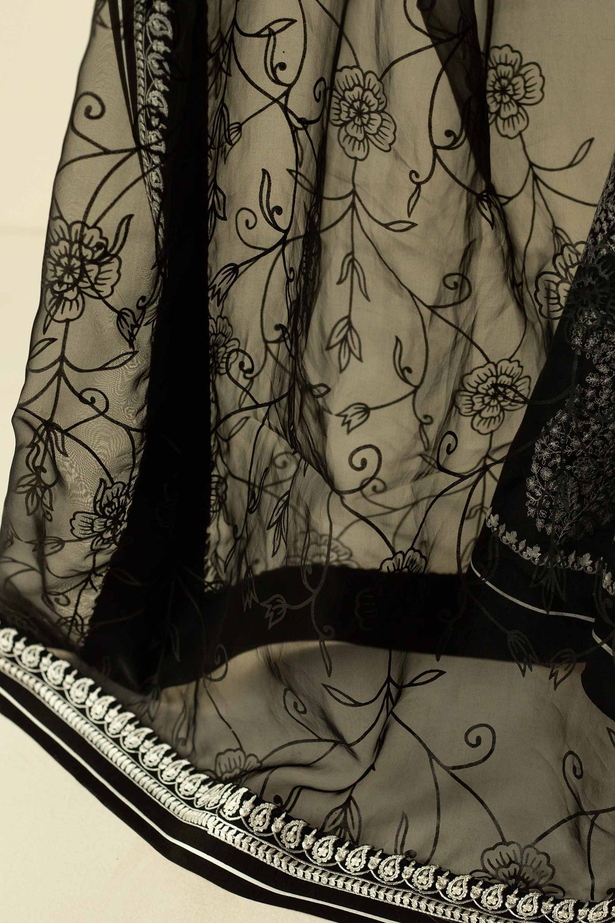 D-3 |  Zara Shahjahan | Luxury Lawn Volume 2 2023