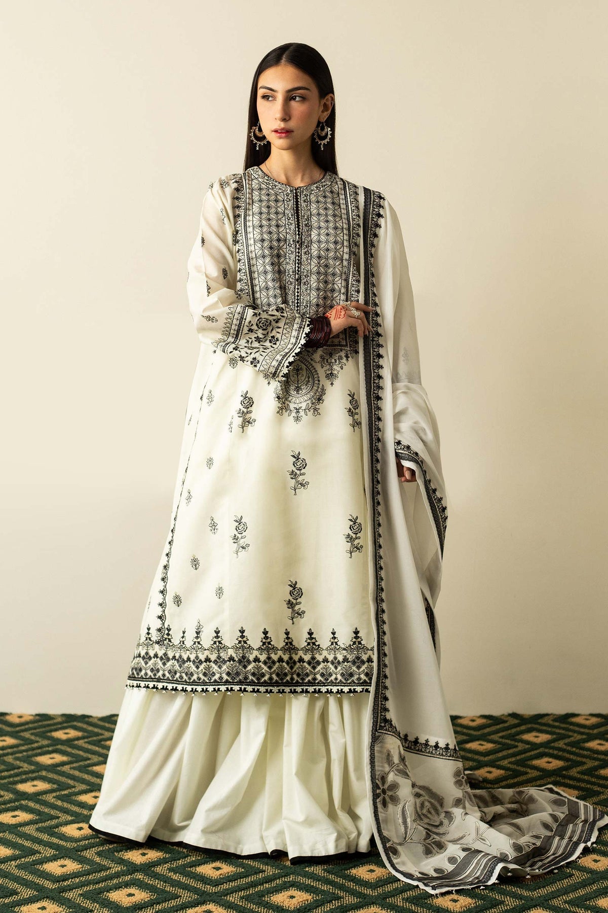 D-5 |  Zara Shahjahan | Luxury Lawn Volume 2 2023