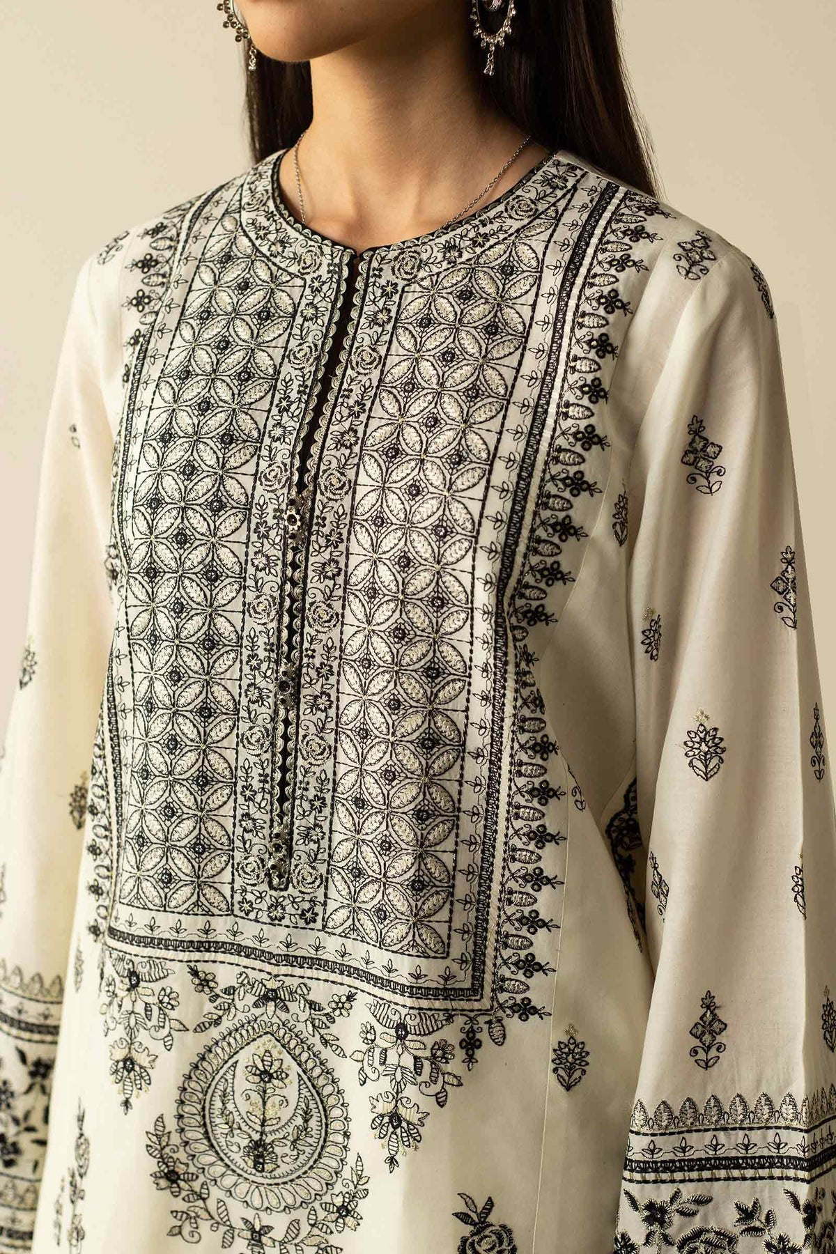 D-5 |  Zara Shahjahan | Luxury Lawn Volume 2 2023