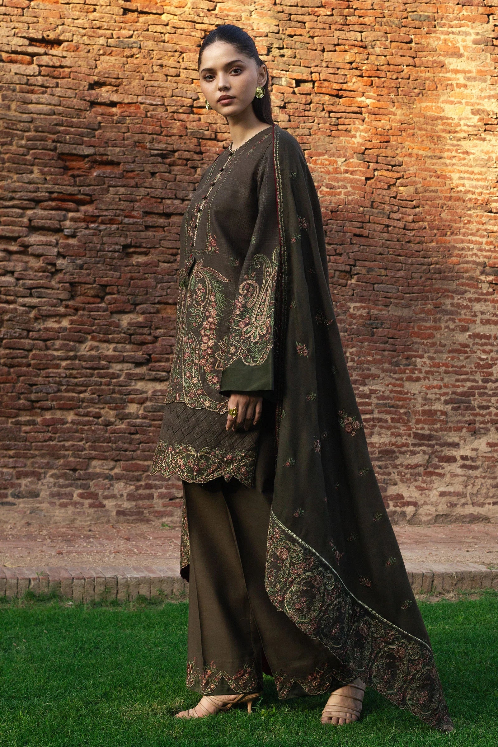 ZOHREH-D5 | Zara Shahjahan | Winter Collection 2024