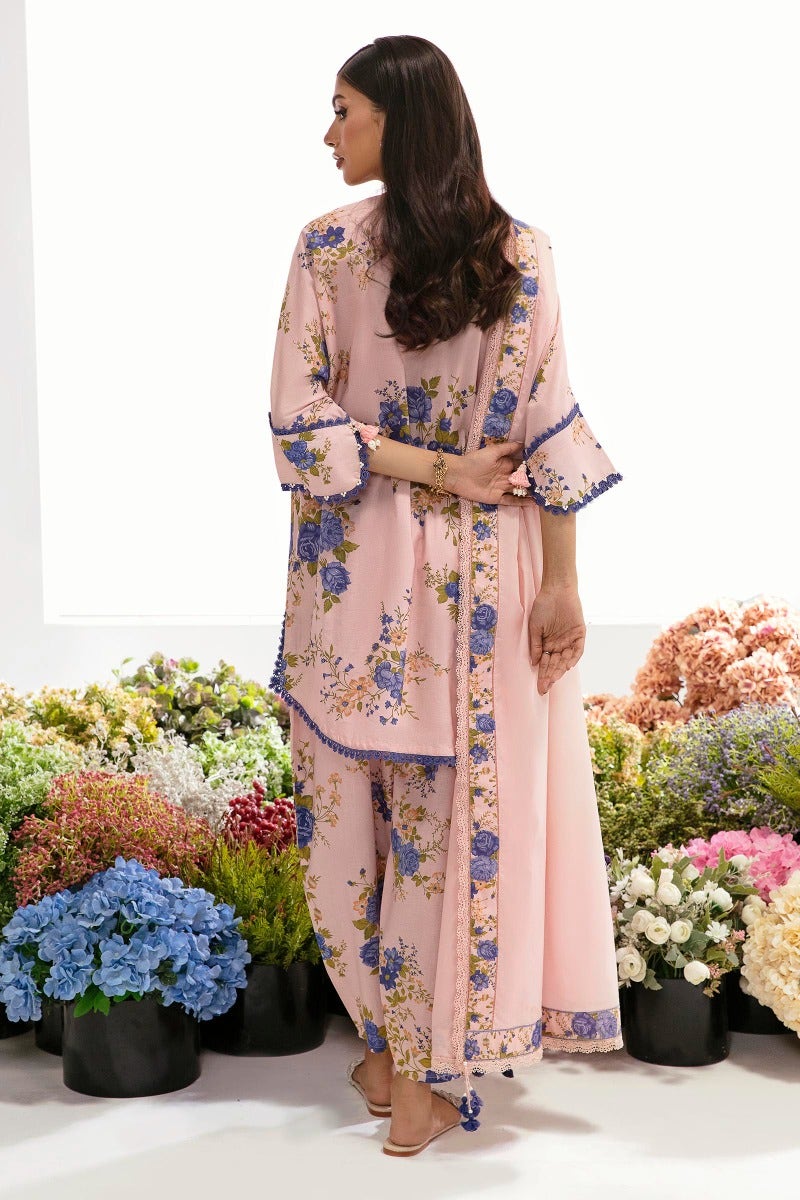 10B | Sana Safinaz | Mahay Summer lawn'23