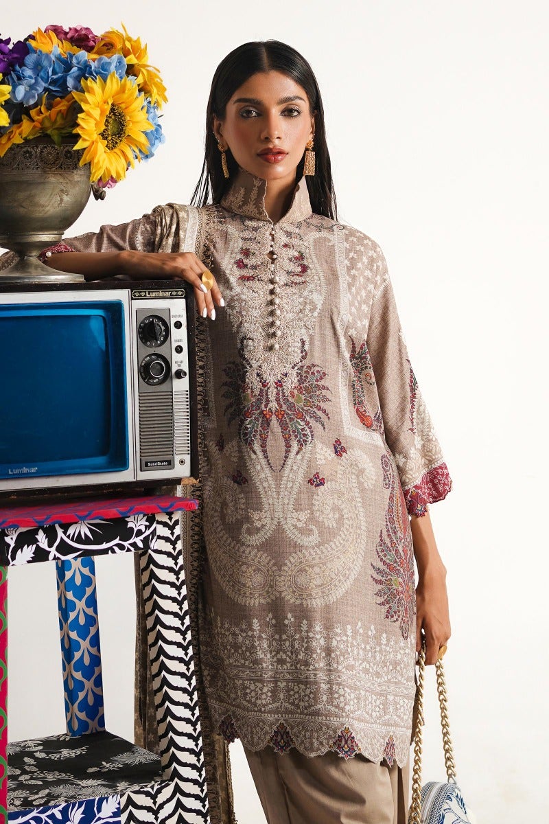 H232-010A-DB | Sana Safinaz | Mahay Winter 2023