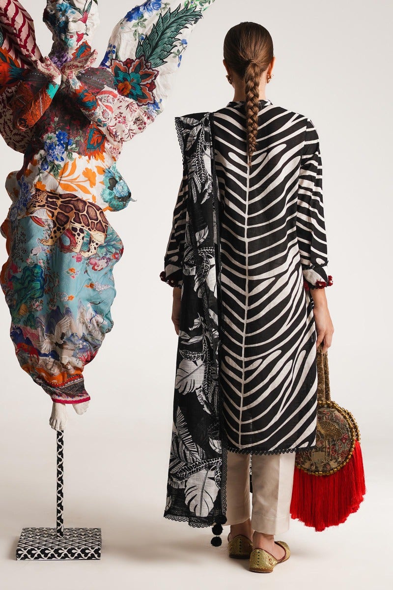 H232-012A-Q | Sana Safinaz | Mahay Winter 2023