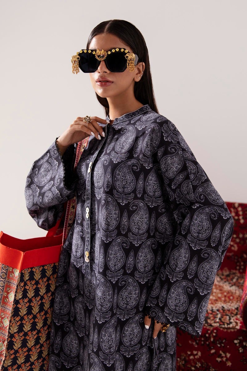 H232-016A-Q | Sana Safinaz | Mahay Winter 2023