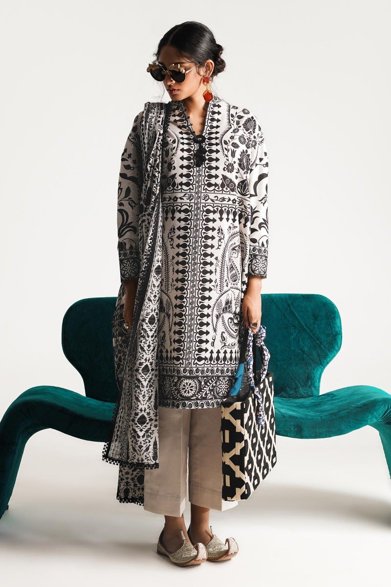 H232-020A-Q | Sana Safinaz | Mahay Winter 2023