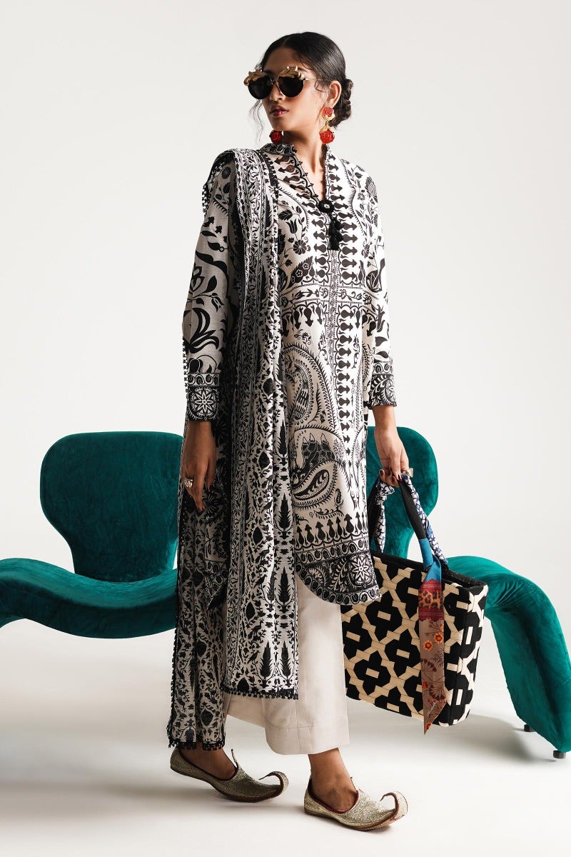H232-020A-Q | Sana Safinaz | Mahay Winter 2023