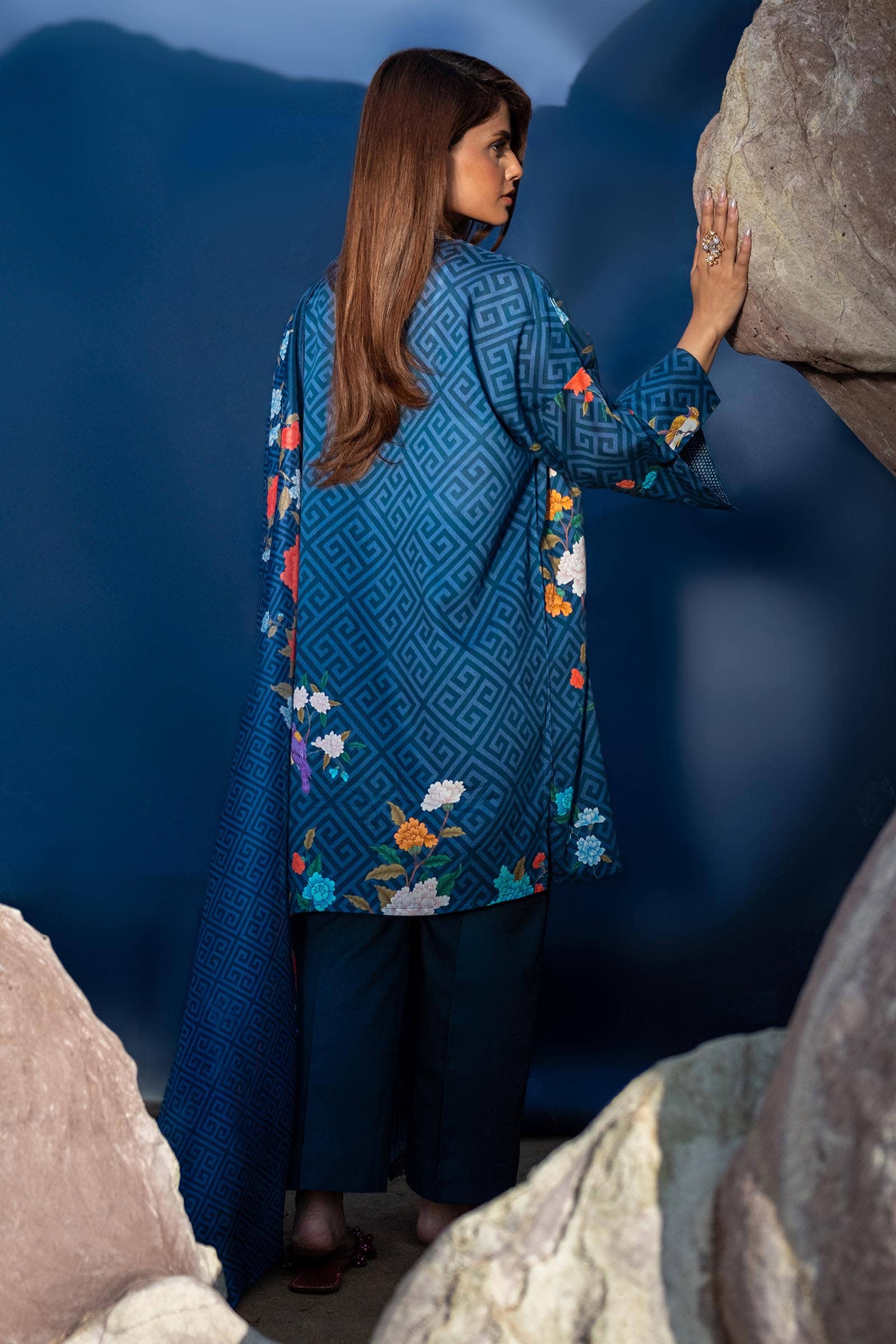 H241-013B-2BK | Sana Safinaz | Mahay Spring Lawn 2024
