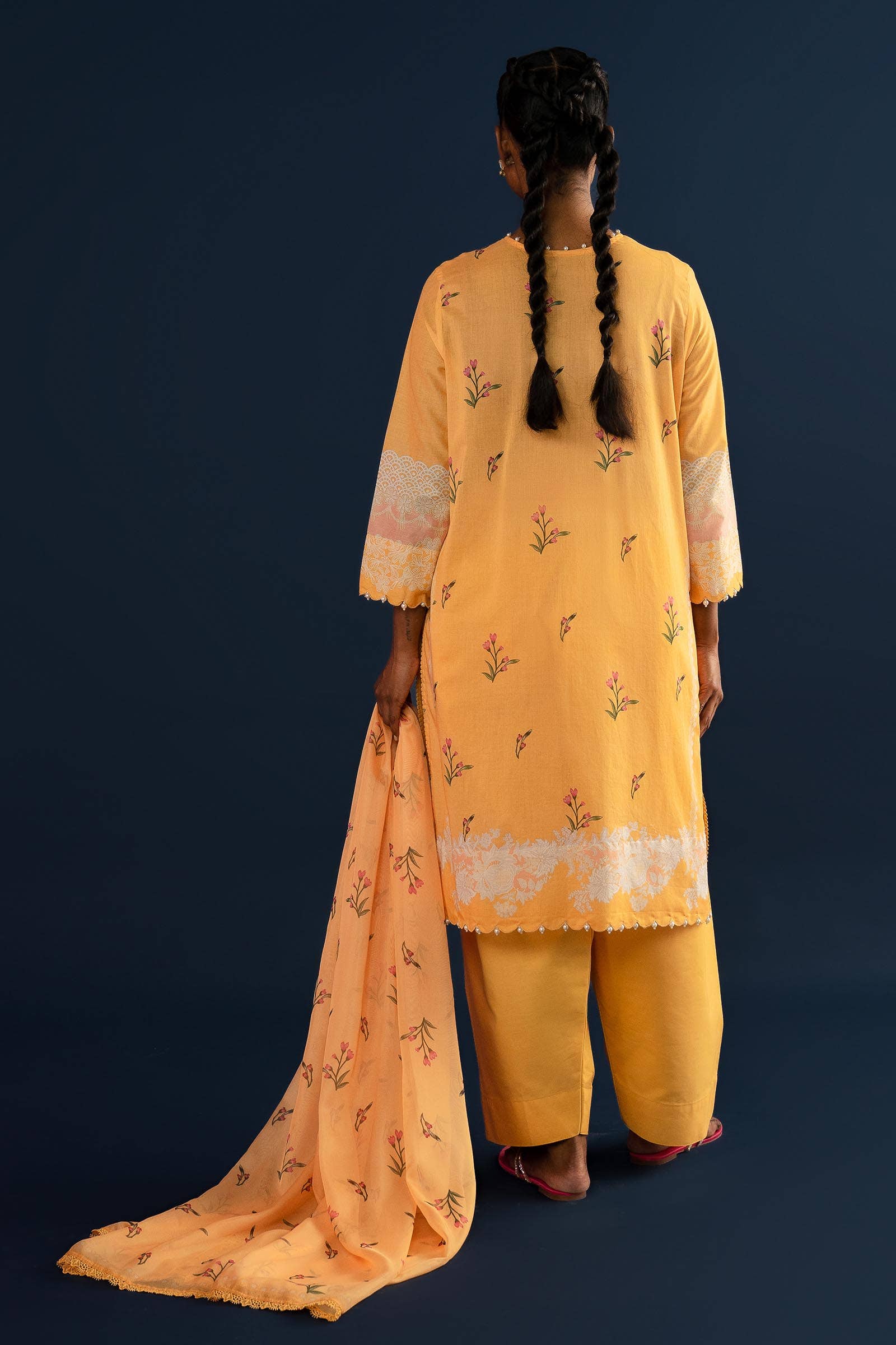 H242-014B-3CK | Sana Safinaz | Mahay Summer Lawn 2024