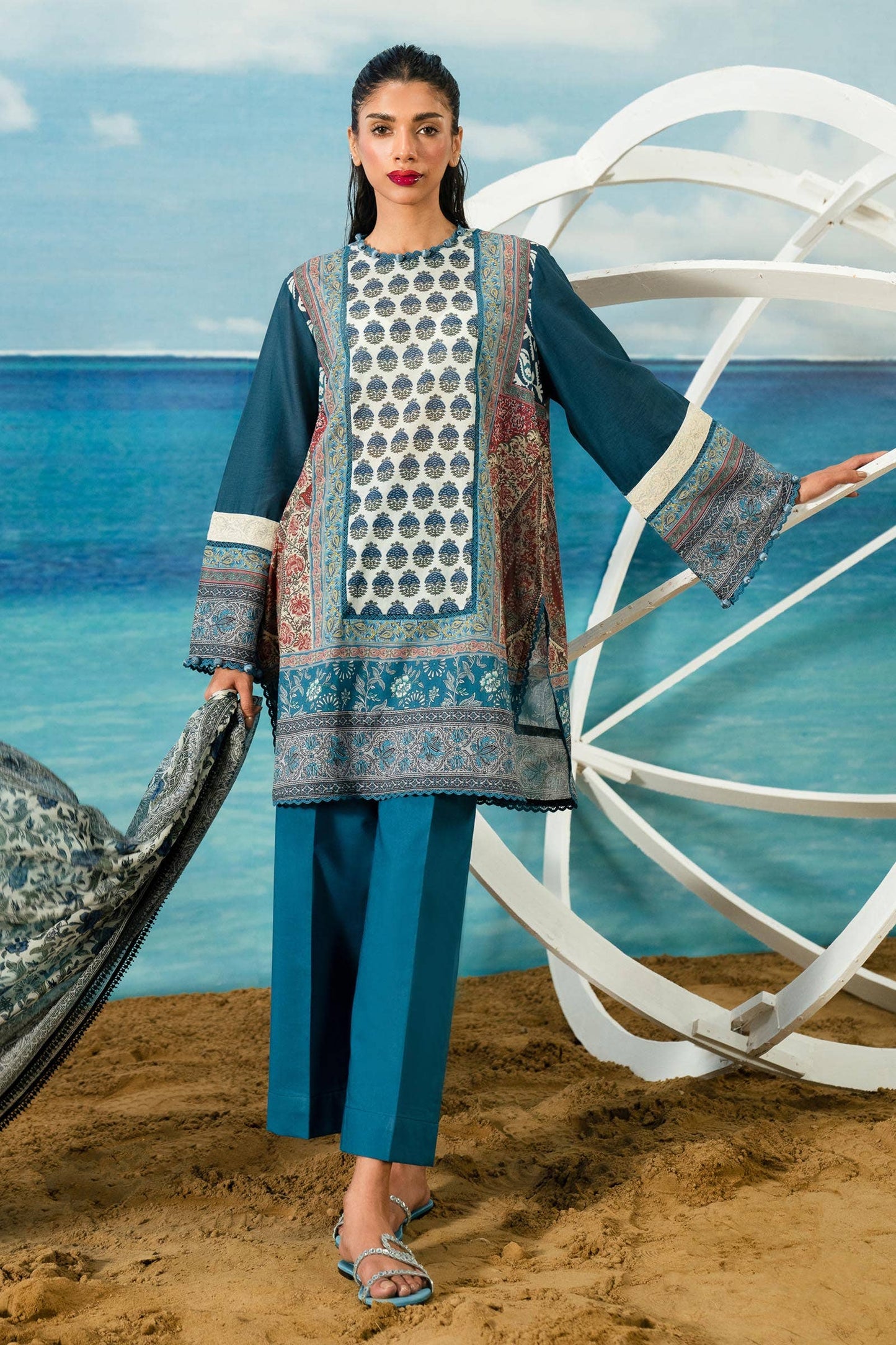 H242-016B-3CI | Sana Safinaz | Mahay Summer Lawn 2024
