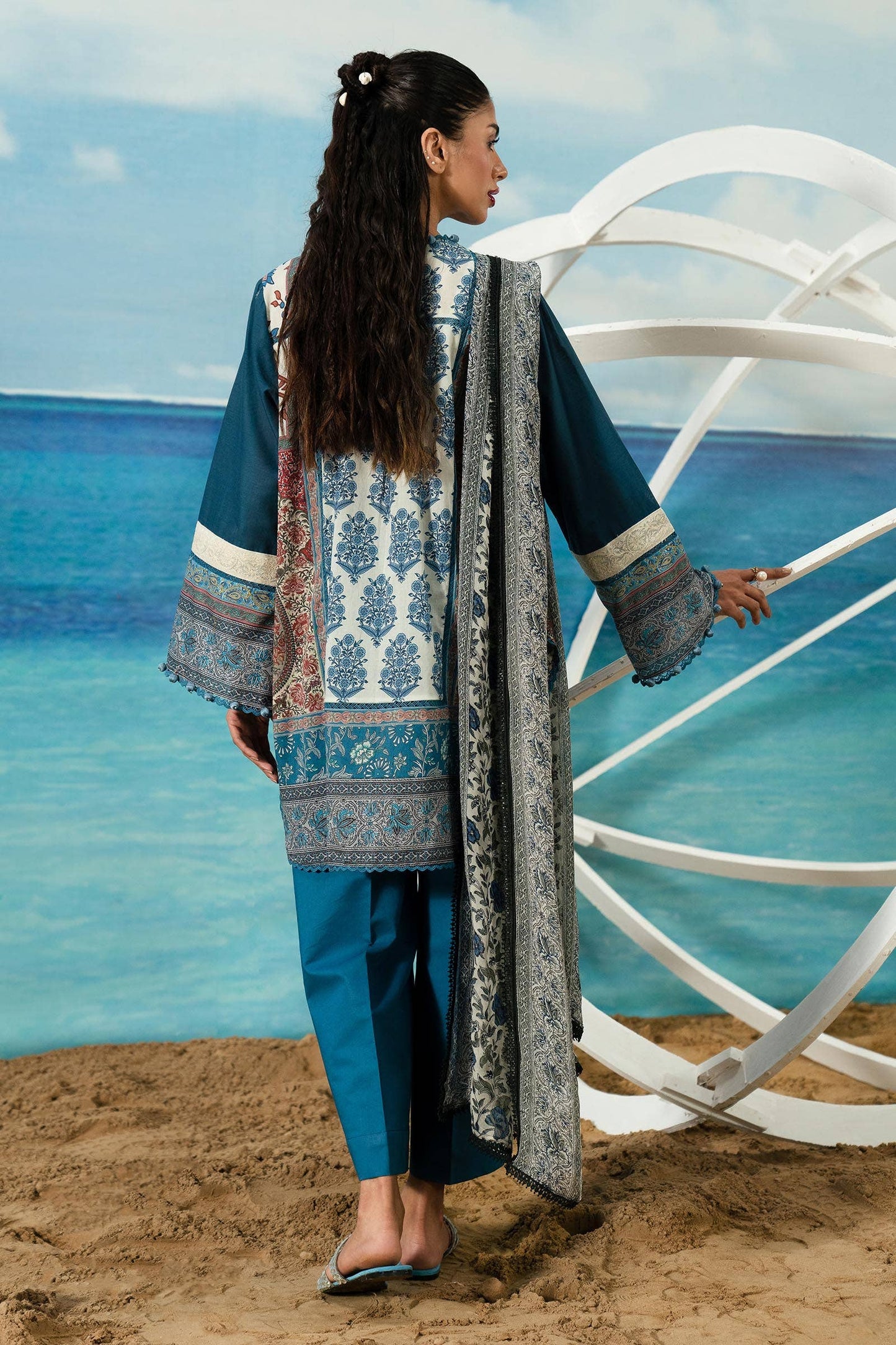 H242-016B-3CI | Sana Safinaz | Mahay Summer Lawn 2024