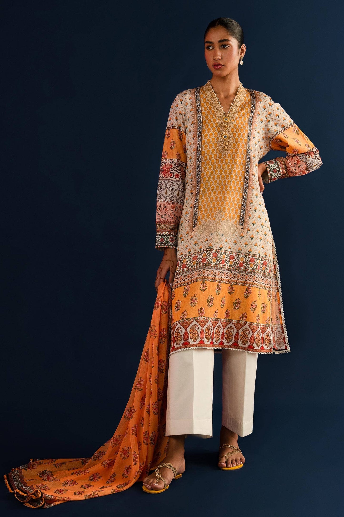 H242-020B-3CK | Sana Safinaz | Mahay Summer Lawn 2024