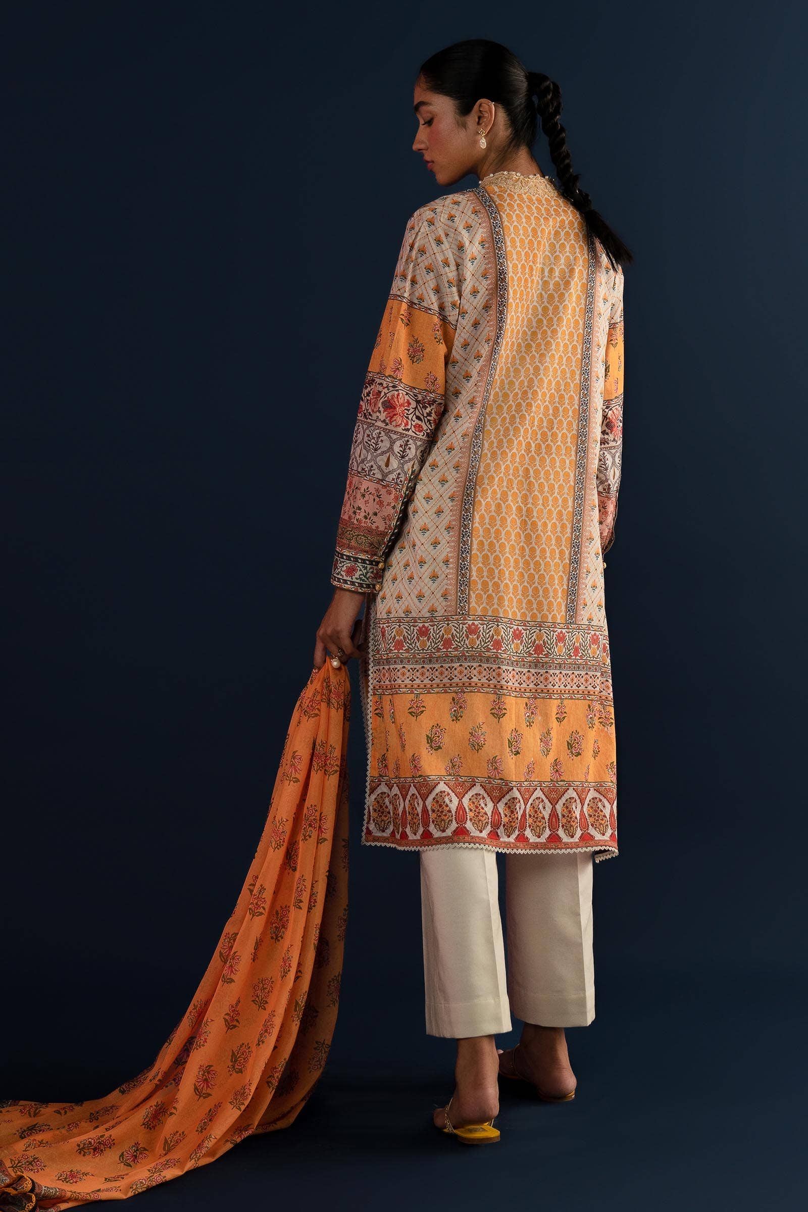 H242-020B-3CK | Sana Safinaz | Mahay Summer Lawn 2024