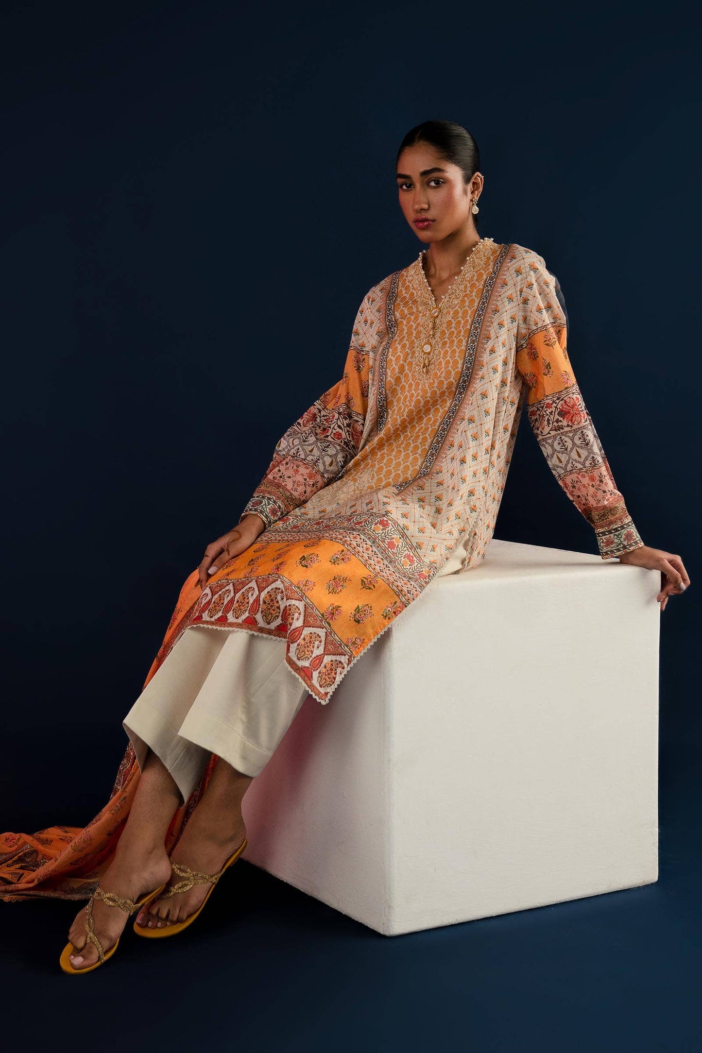 H242-020B-3CK | Sana Safinaz | Mahay Summer Lawn 2024