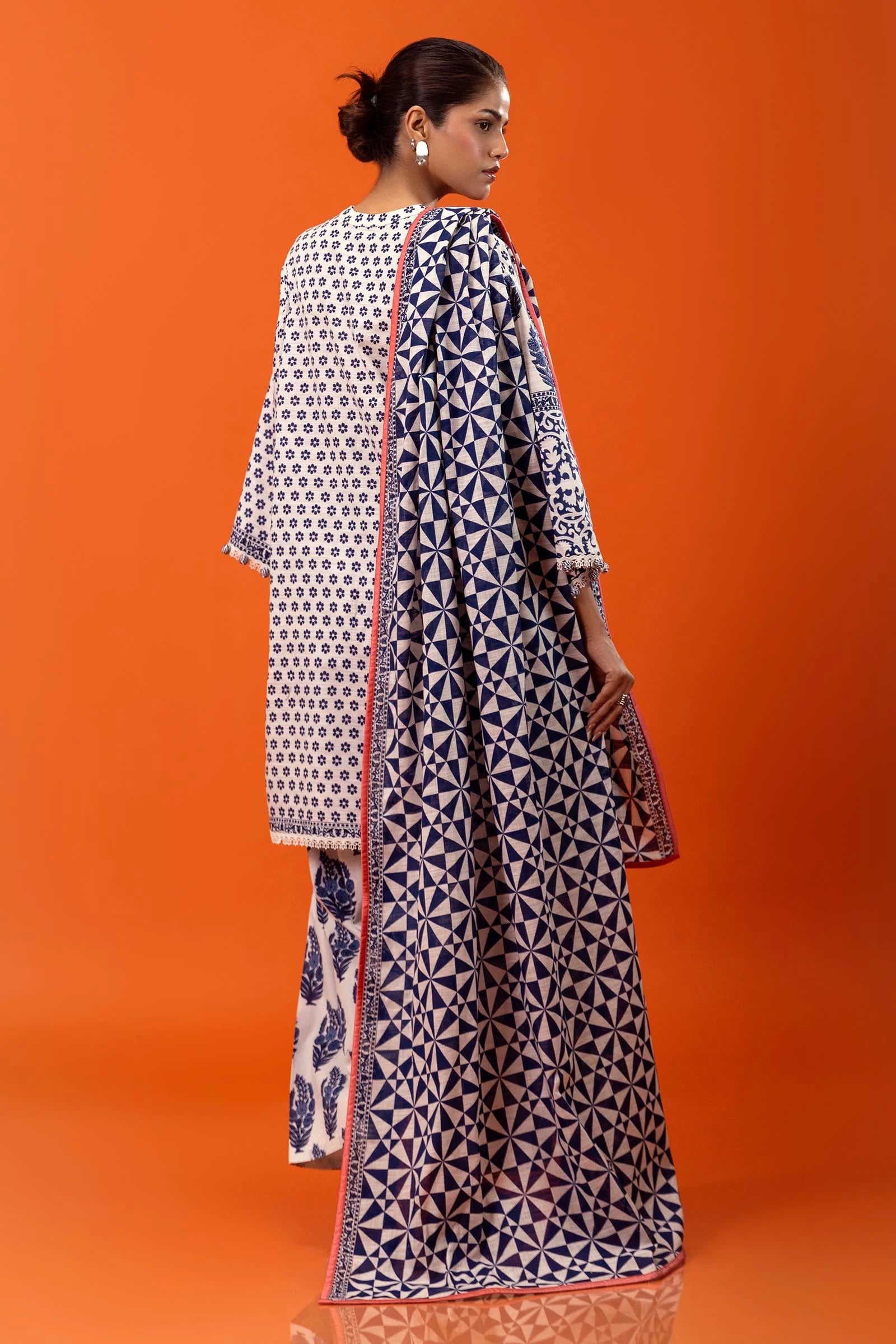 H243-009B-3CQ | Sana Safinaz | Mahay Winter Collection 2024